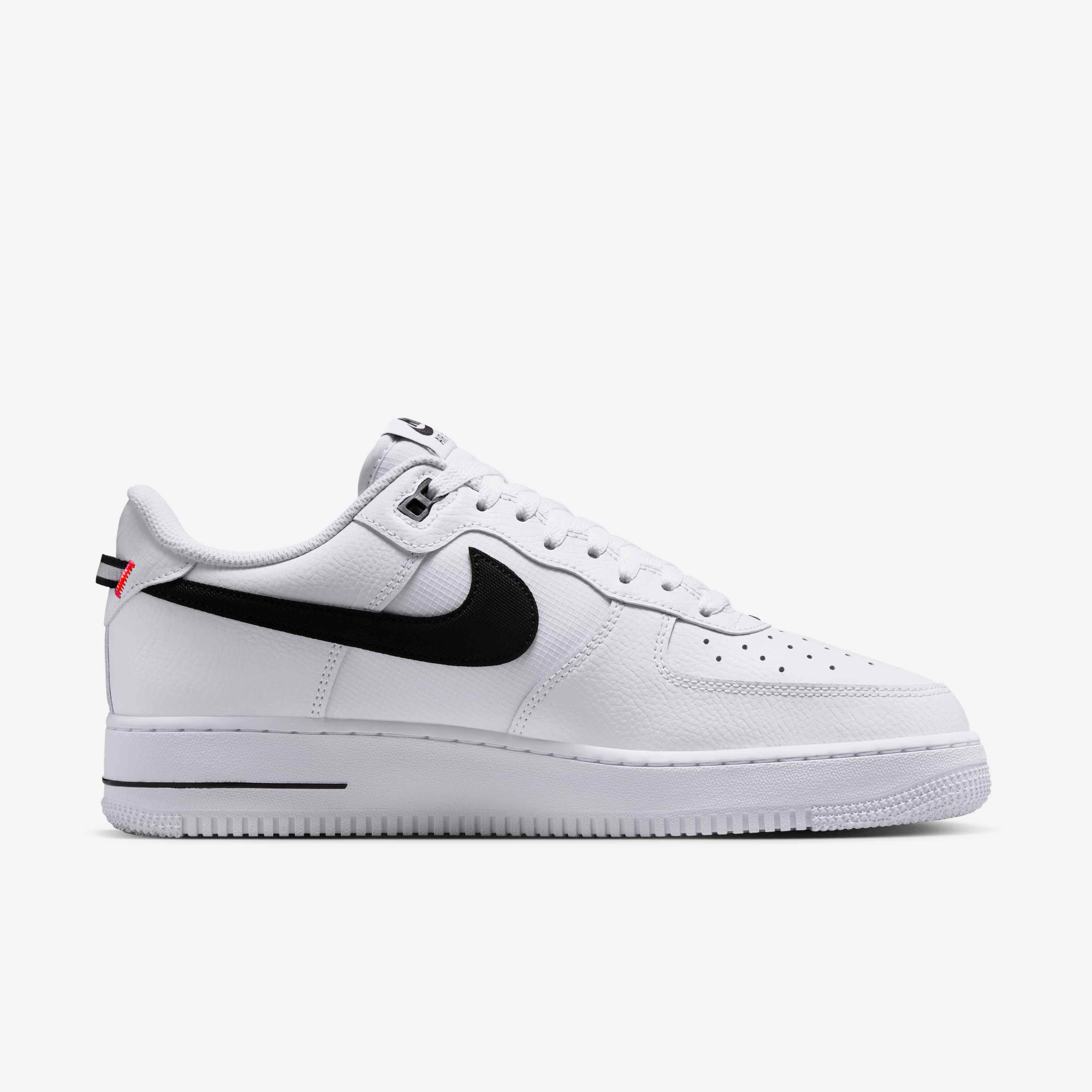 Nike Air Force 1 '07 LV8 image number 2