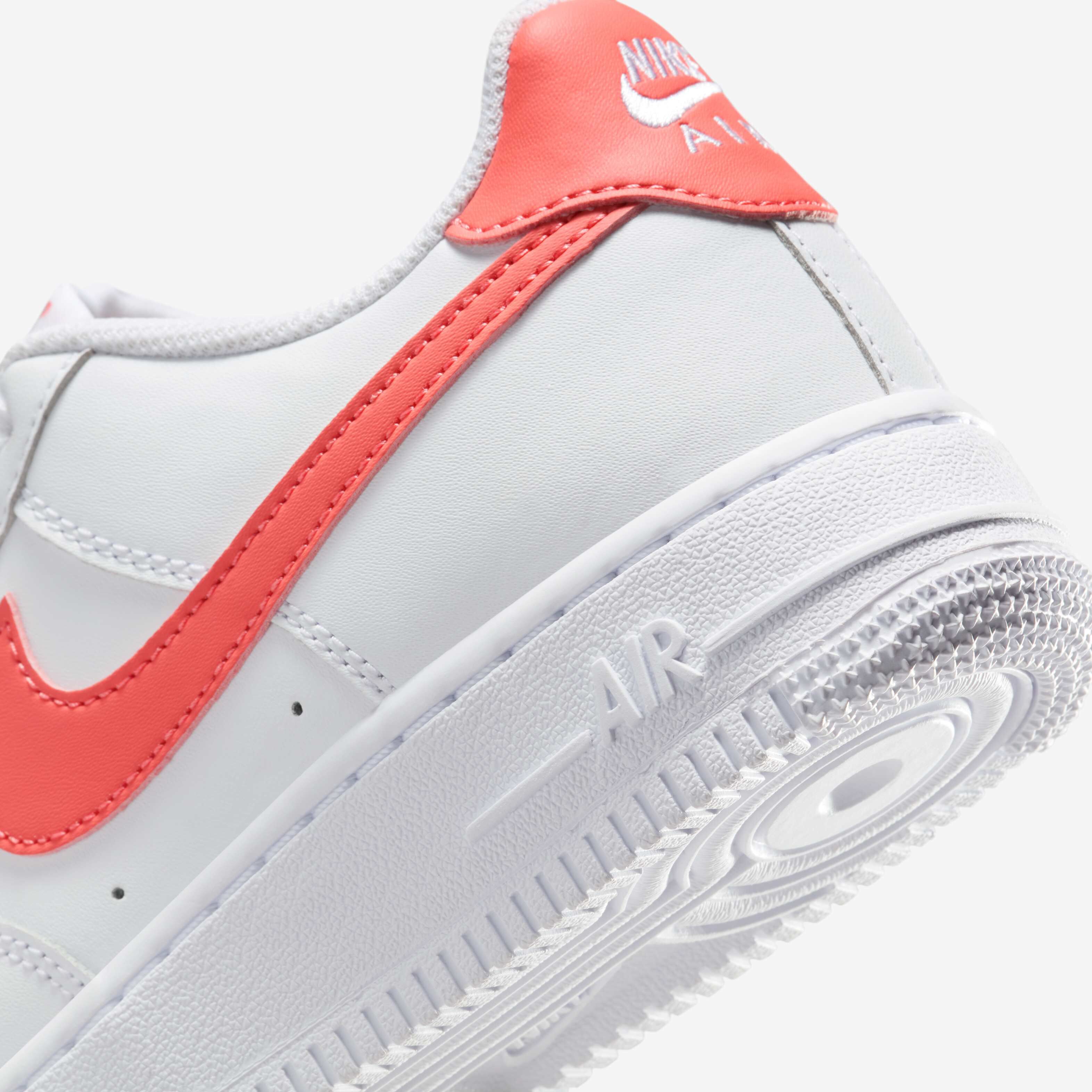 نايكي اير فورس 1 image number 7