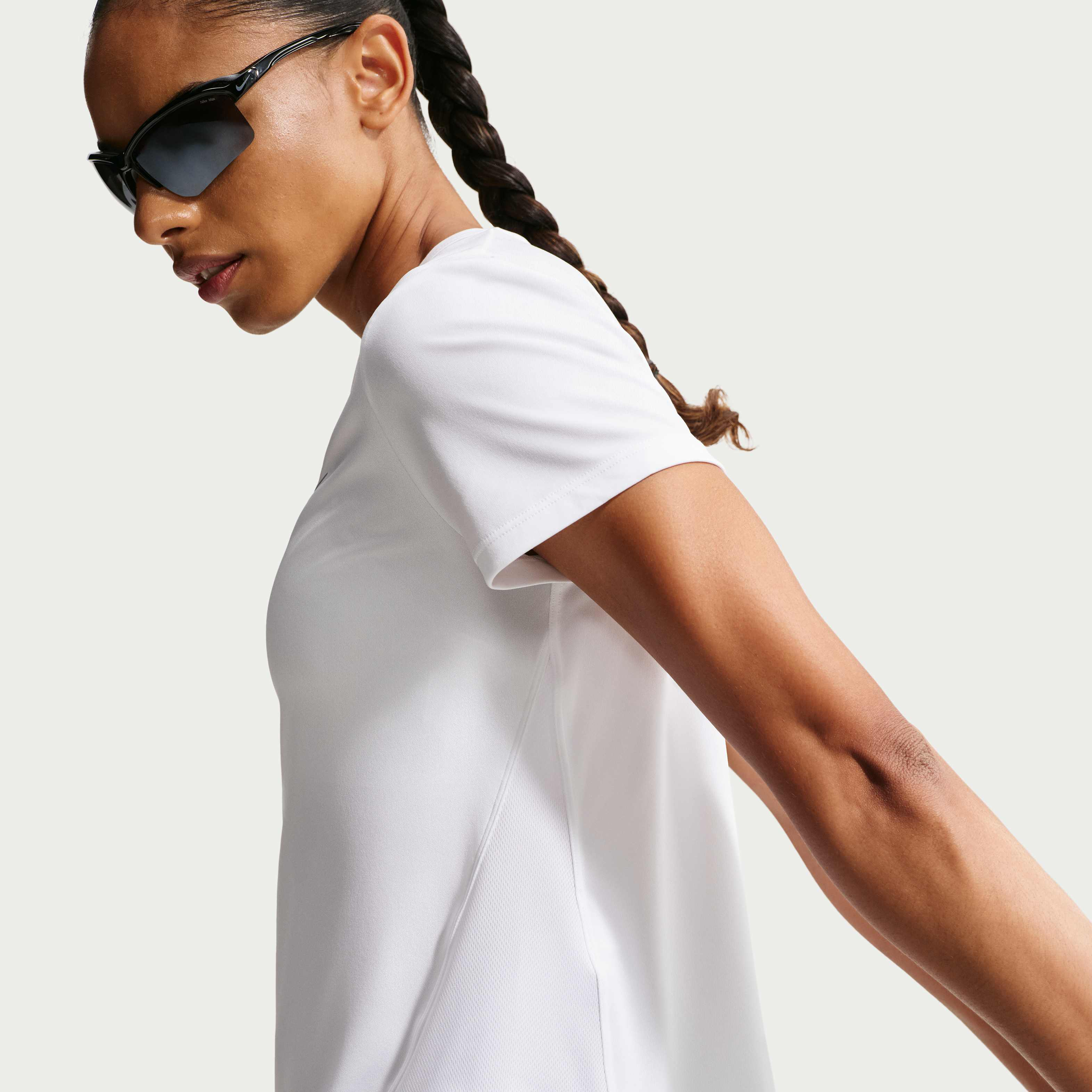 Nike Tempo image number 2