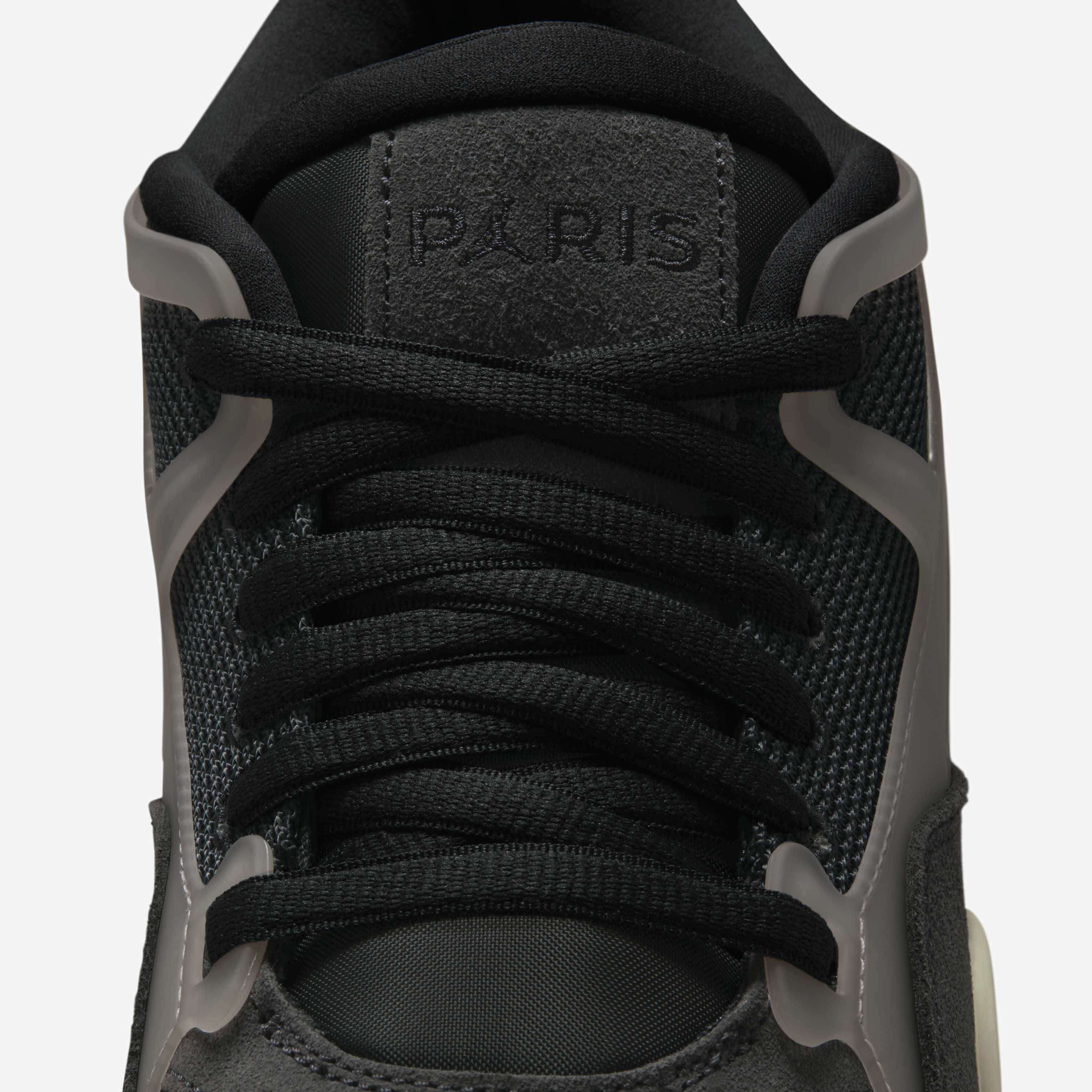 باريس سان جيرمان x اير جوردن 4 ار ام image number 8