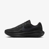Nike Revolution 8