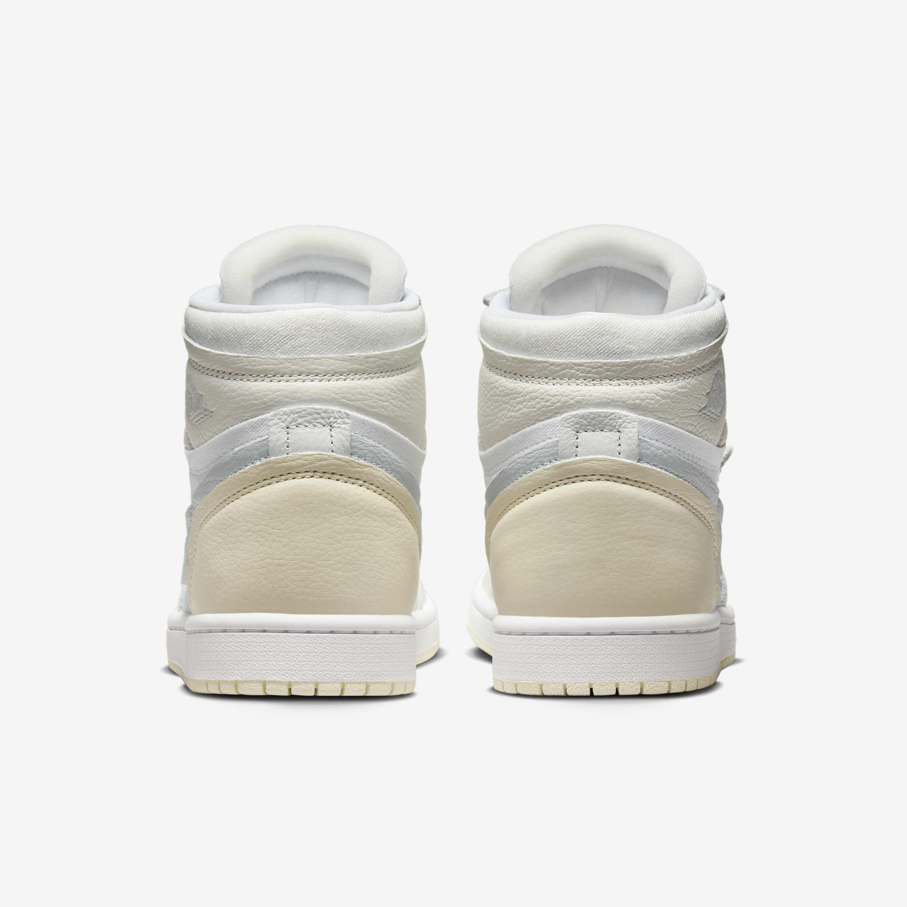 NIKE ☆ Air Jordan 1 High MM Women’s ‘Pure Platinum’ Amazon.com | NIKE Jordan 1 Mid Women Pure Platinum/Sky J