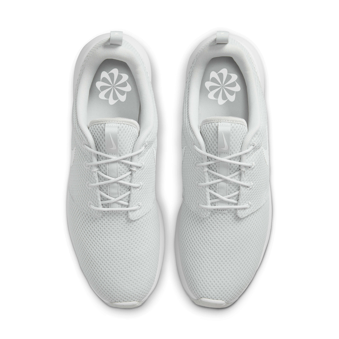 Roshe nike white shop