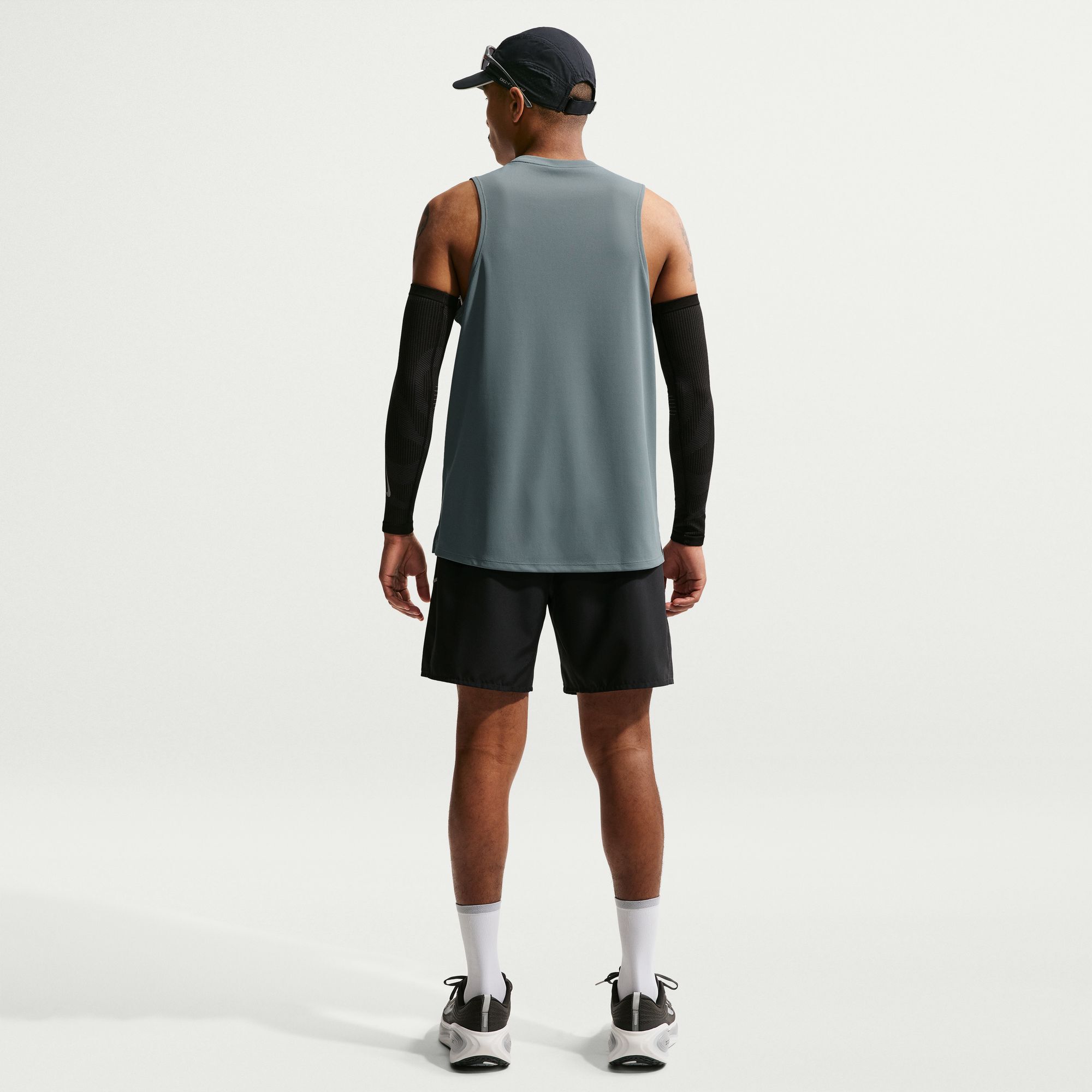 Nike Miler image number 1