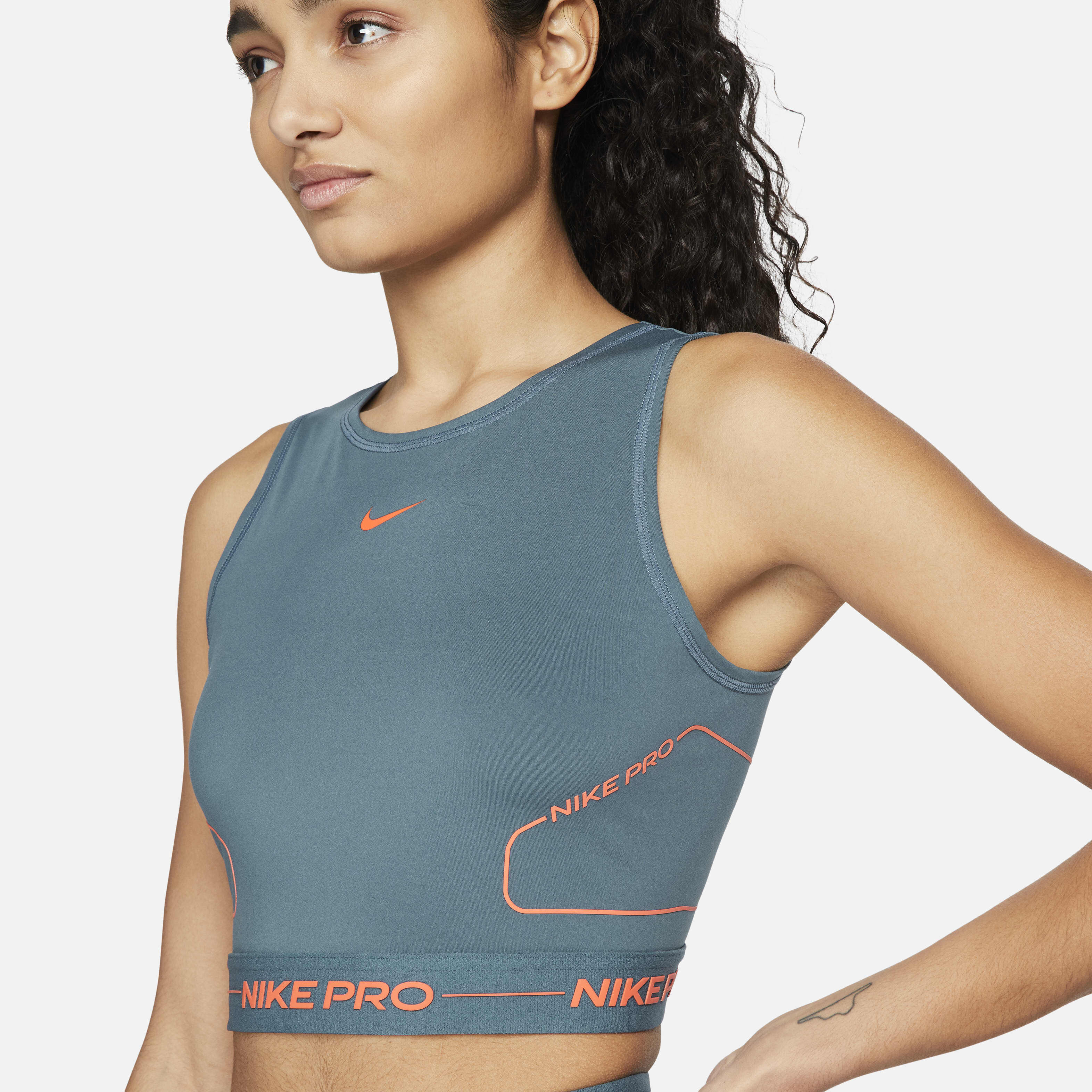 نايكي برو دراي-فت image number 4