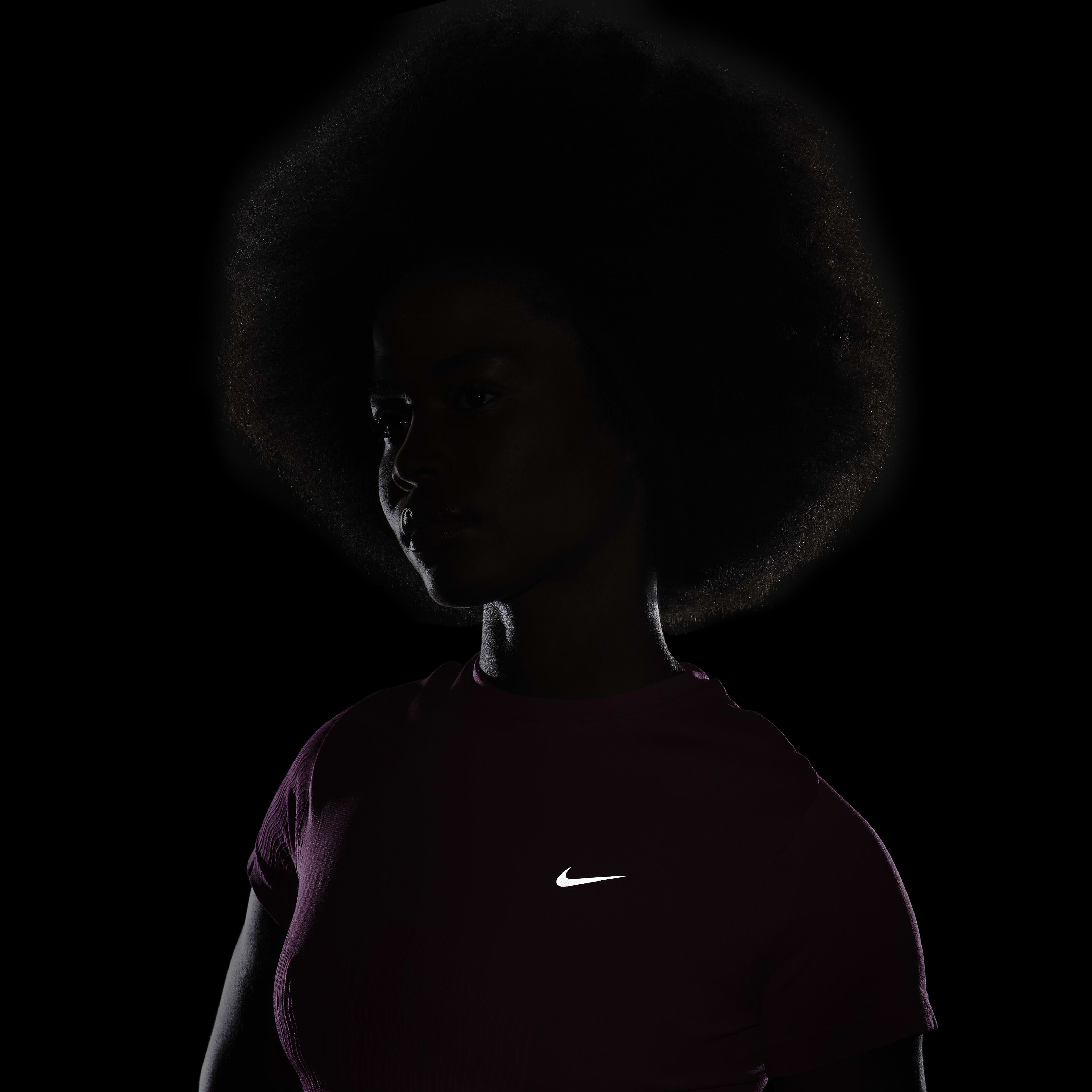 Nike Running Division image number 4