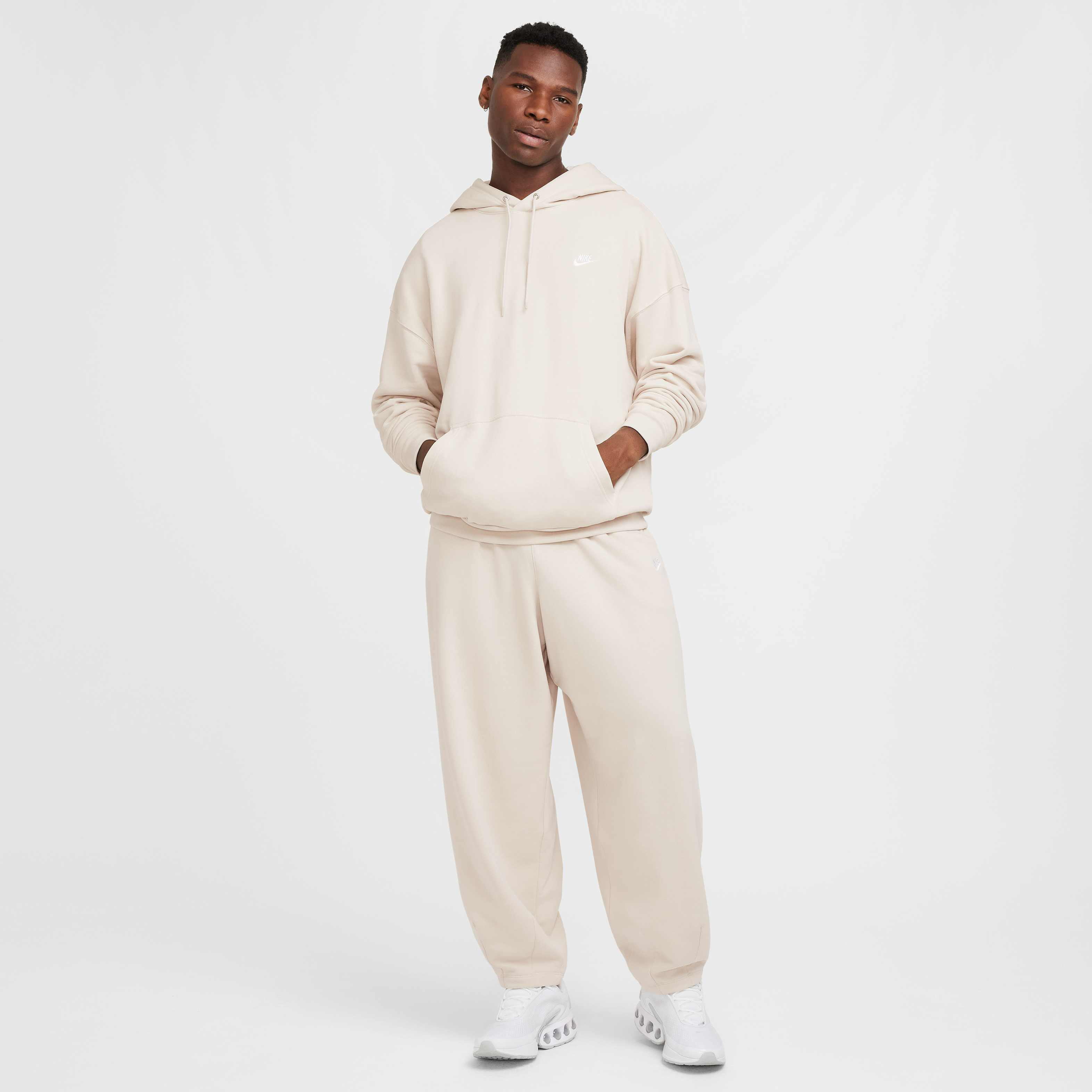 Nike Club Fleece image number 6