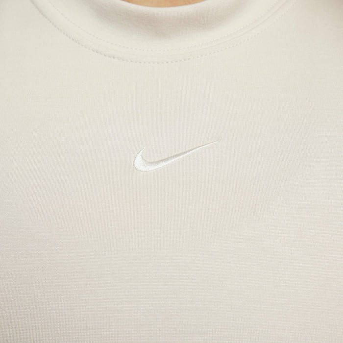Nike Sportswear Essential image number 3 Nike Sportswear Essential image number 3
