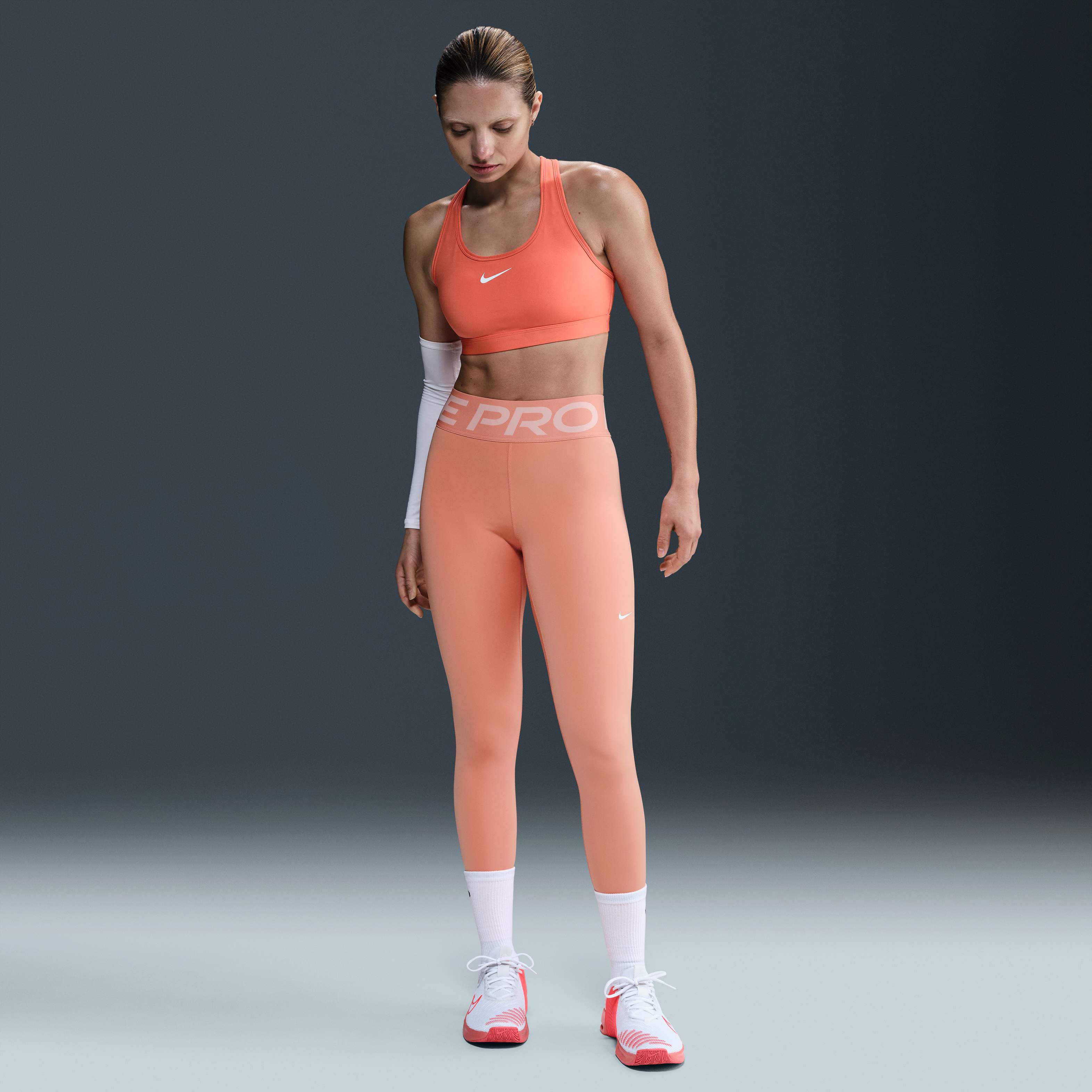 Nike Pro Sculpt image number 0