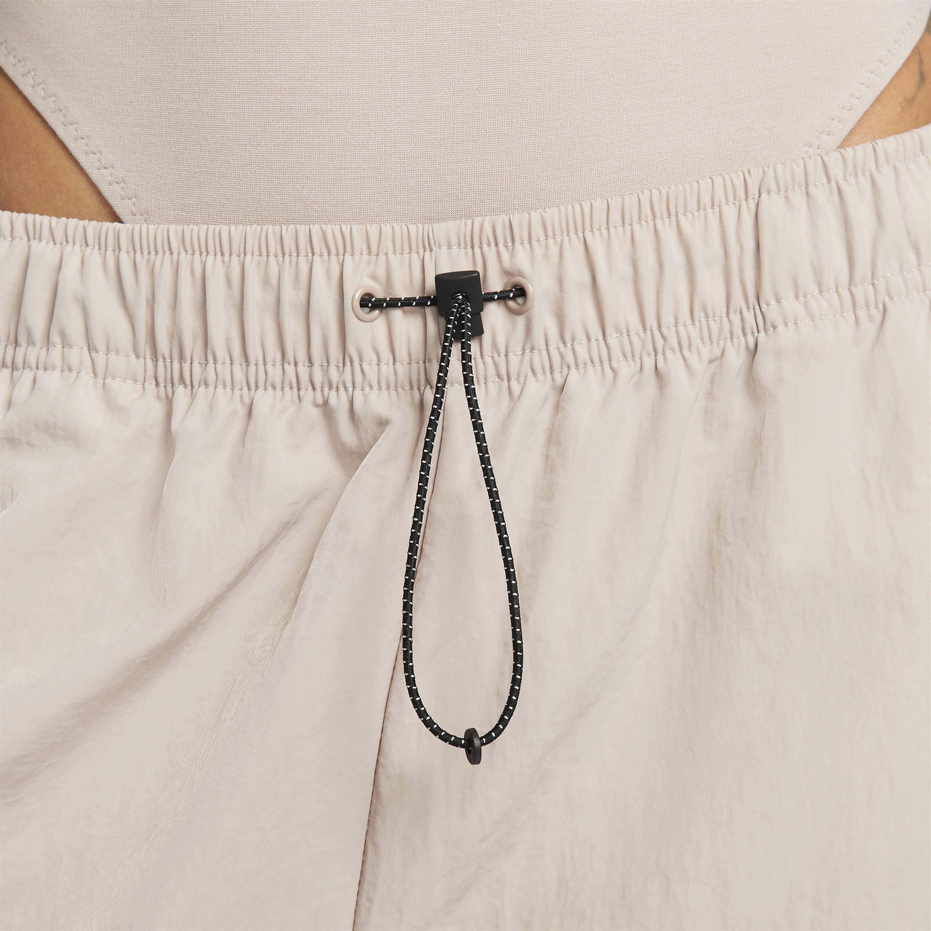 نايكي سبورتسوير ايسنشال image number 5