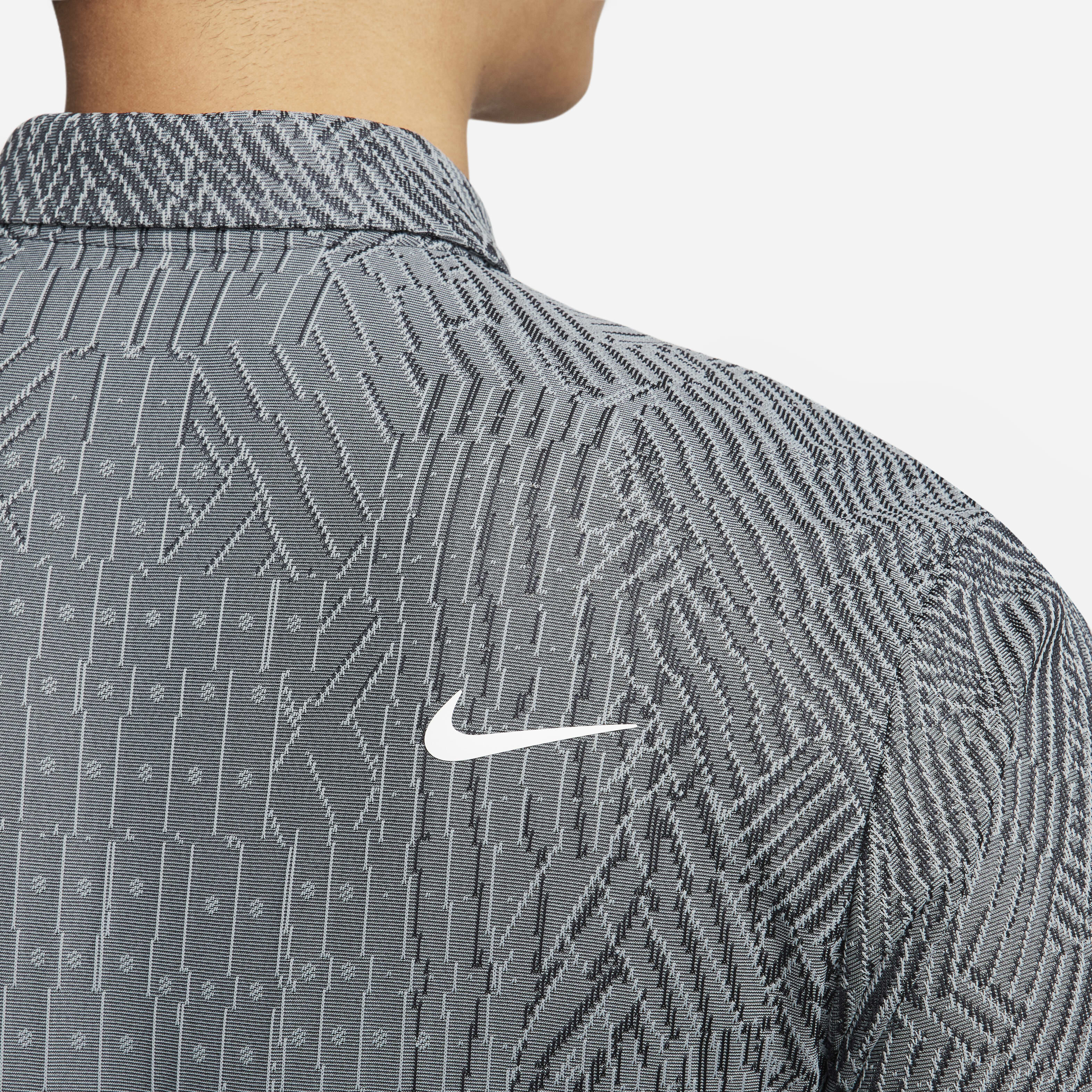 Nike Tour image number 4