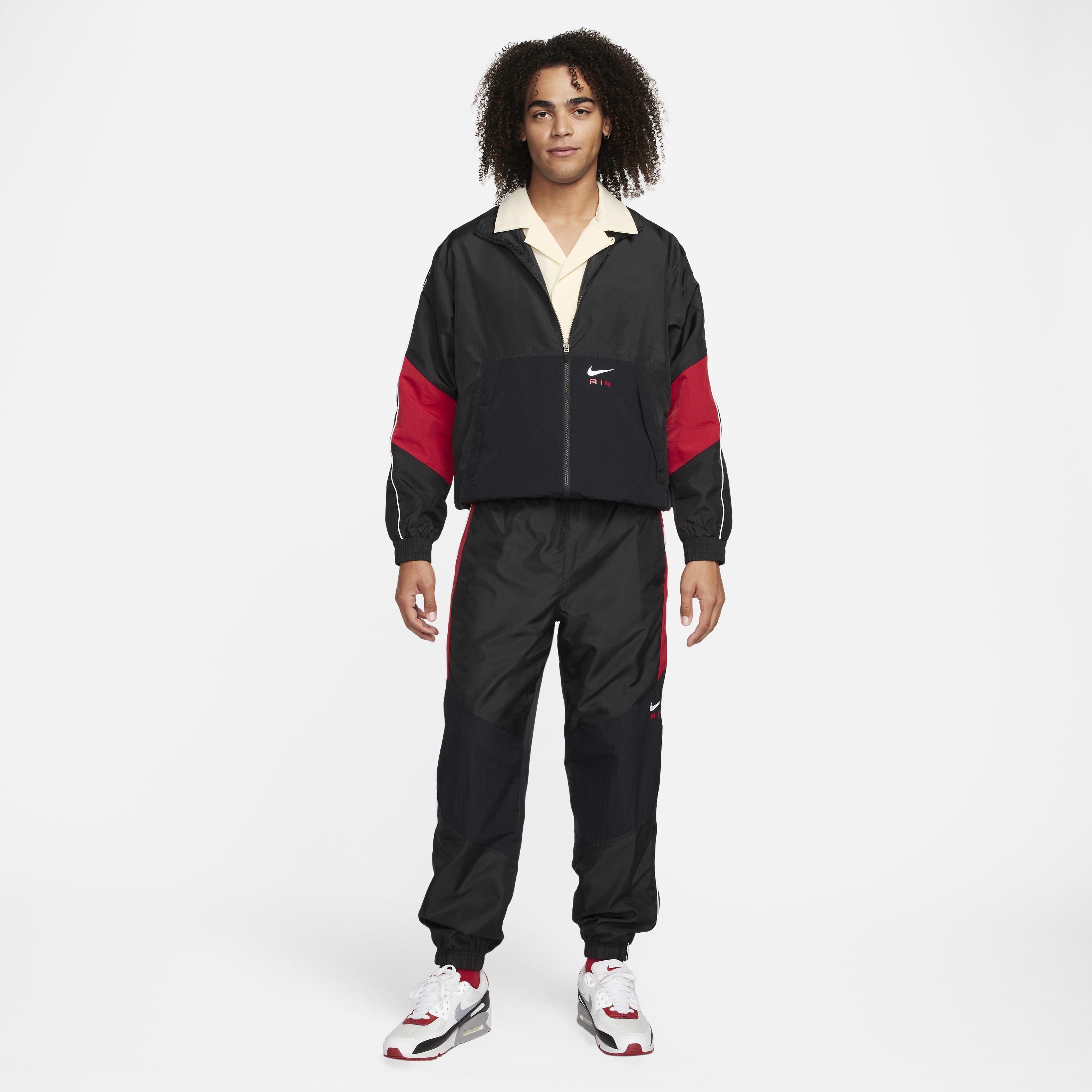 nike black and red sweatsuit