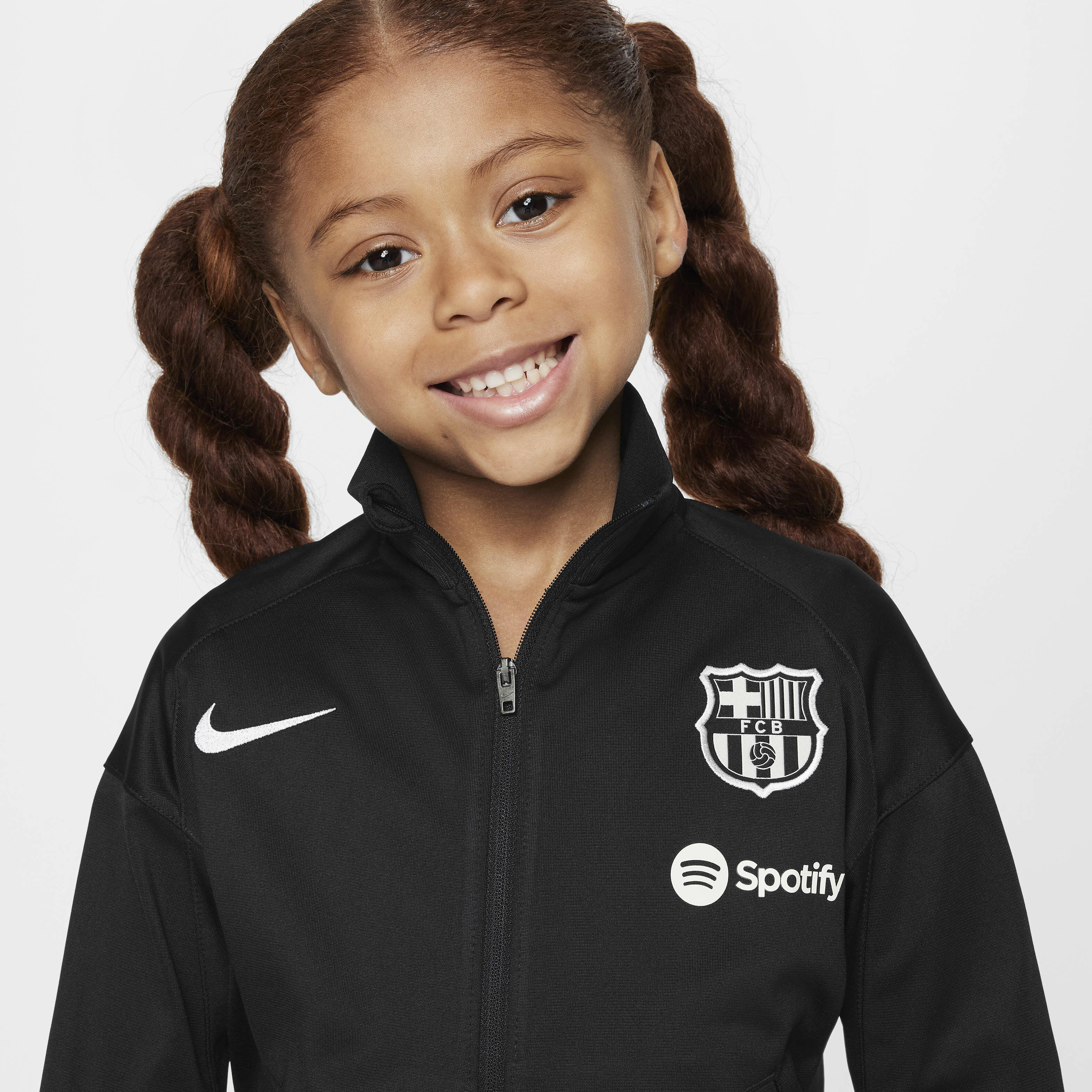 F.C. Barcelona Strike image number 3