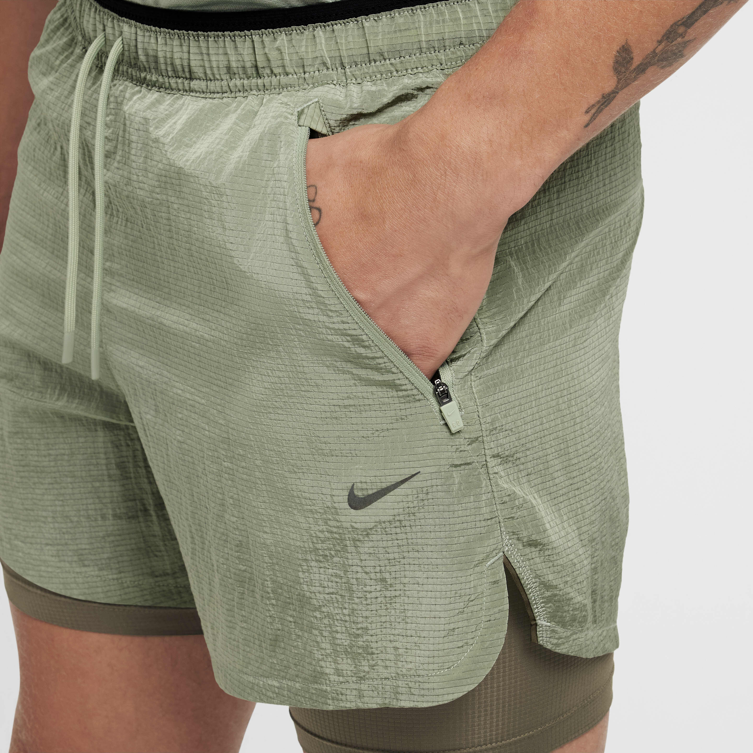 Nike running shorts green discount
