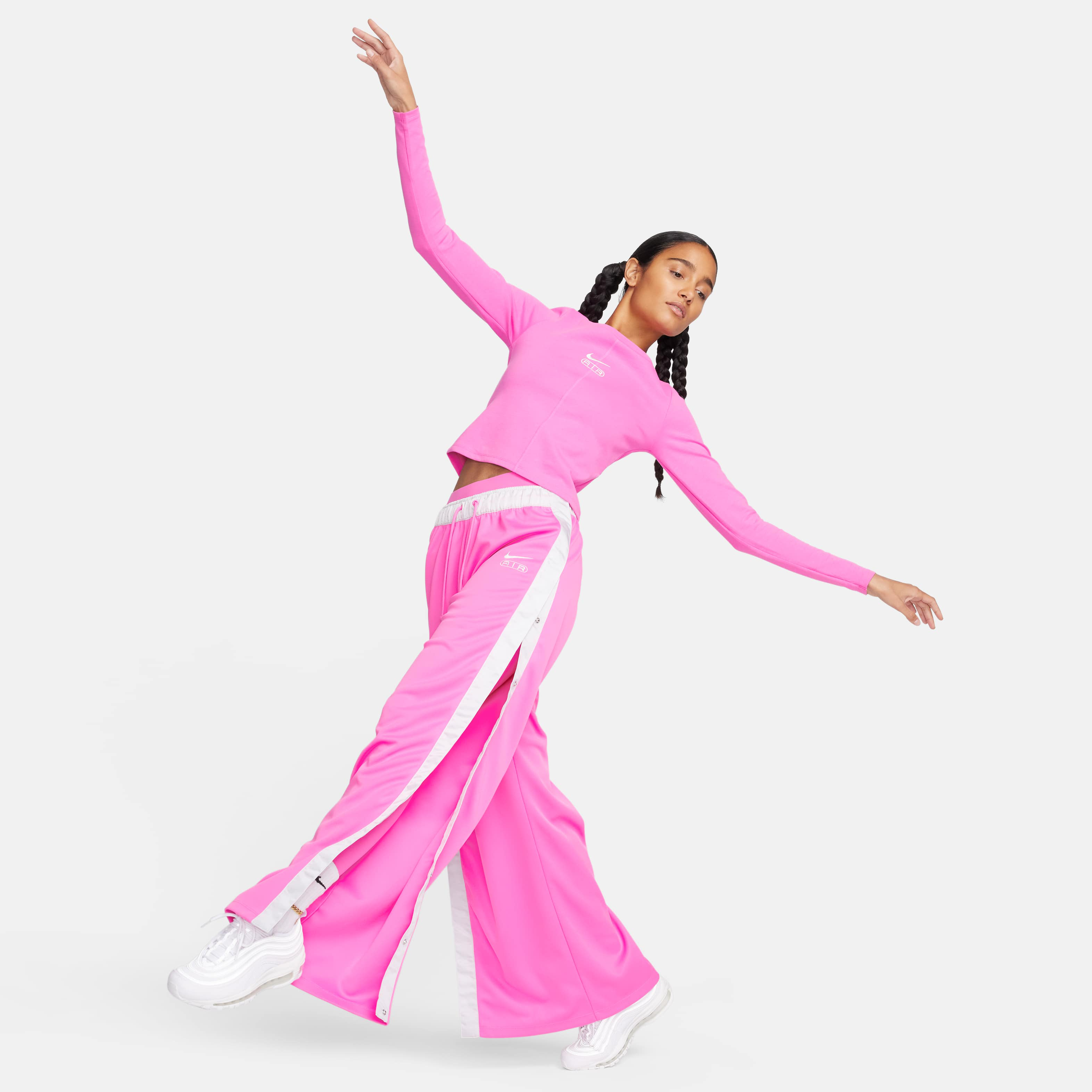 اير image number 0