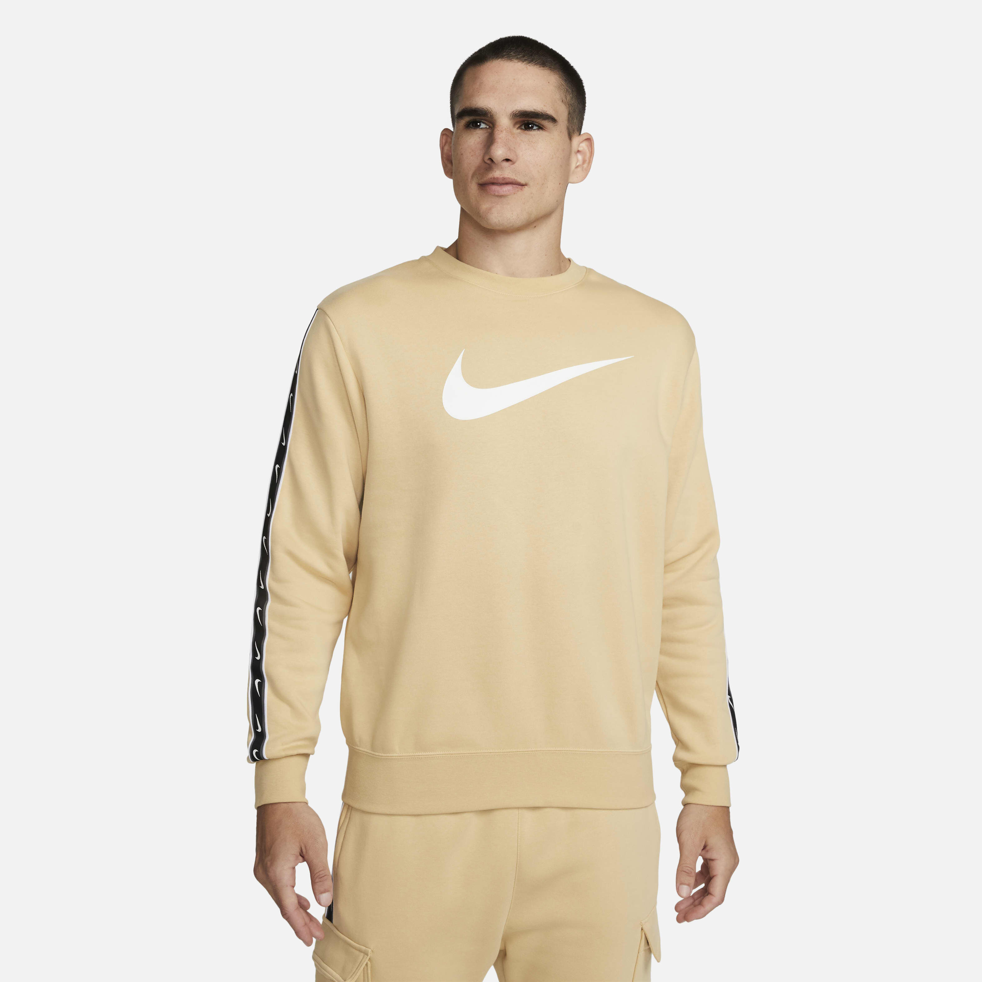 Nike Sportswear Repeat image number 0