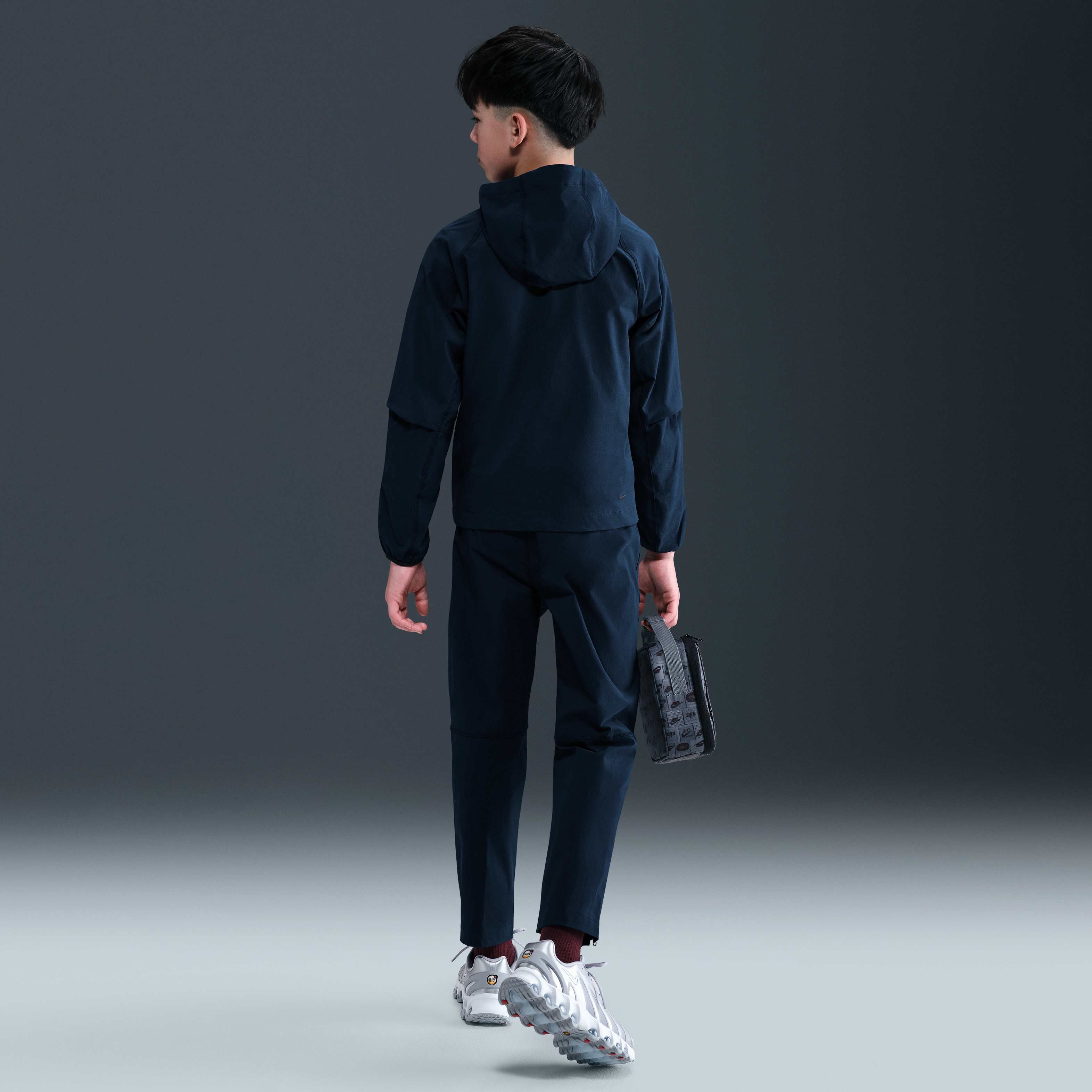 نايكي تك image number 4