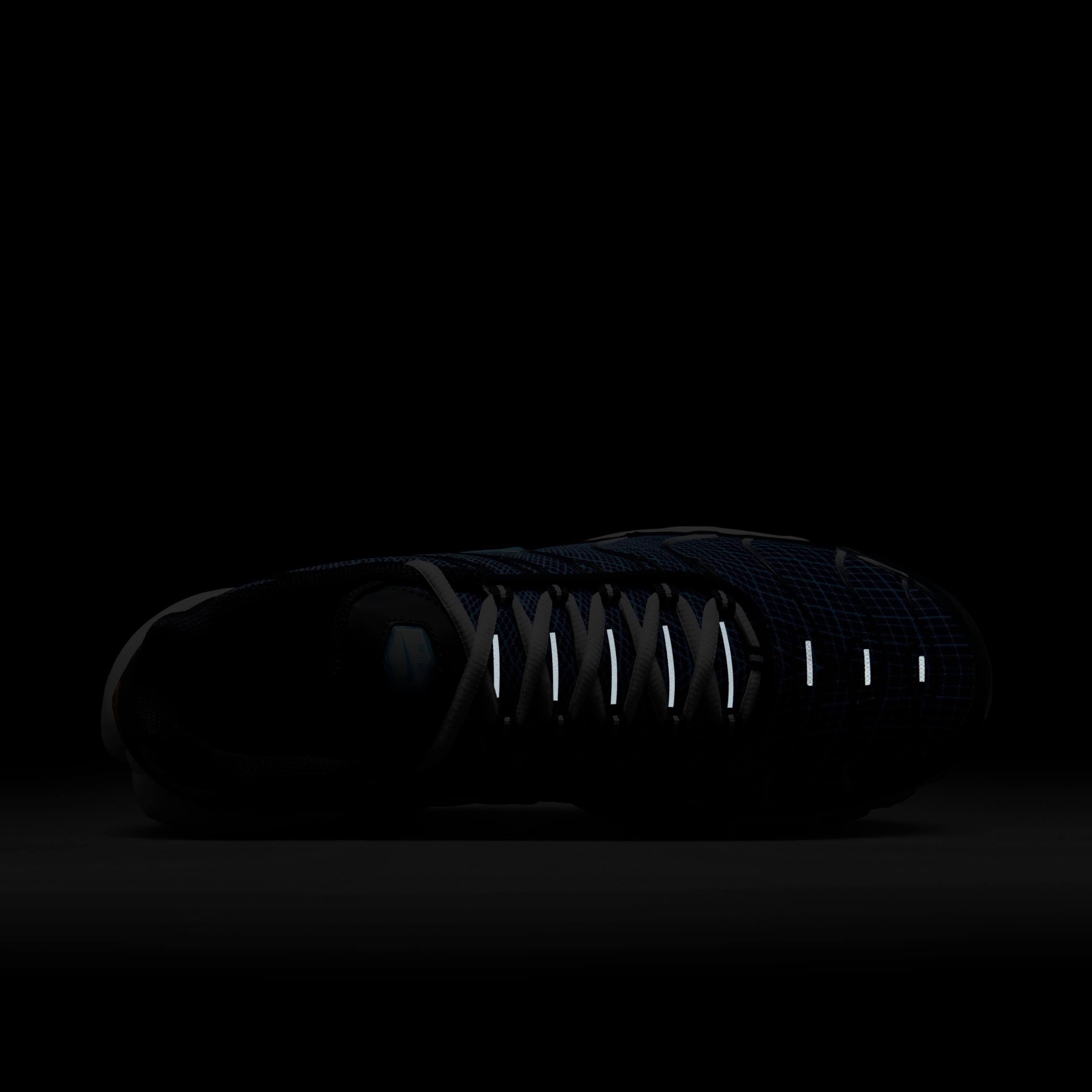 Nike Air Max Plus image number 8