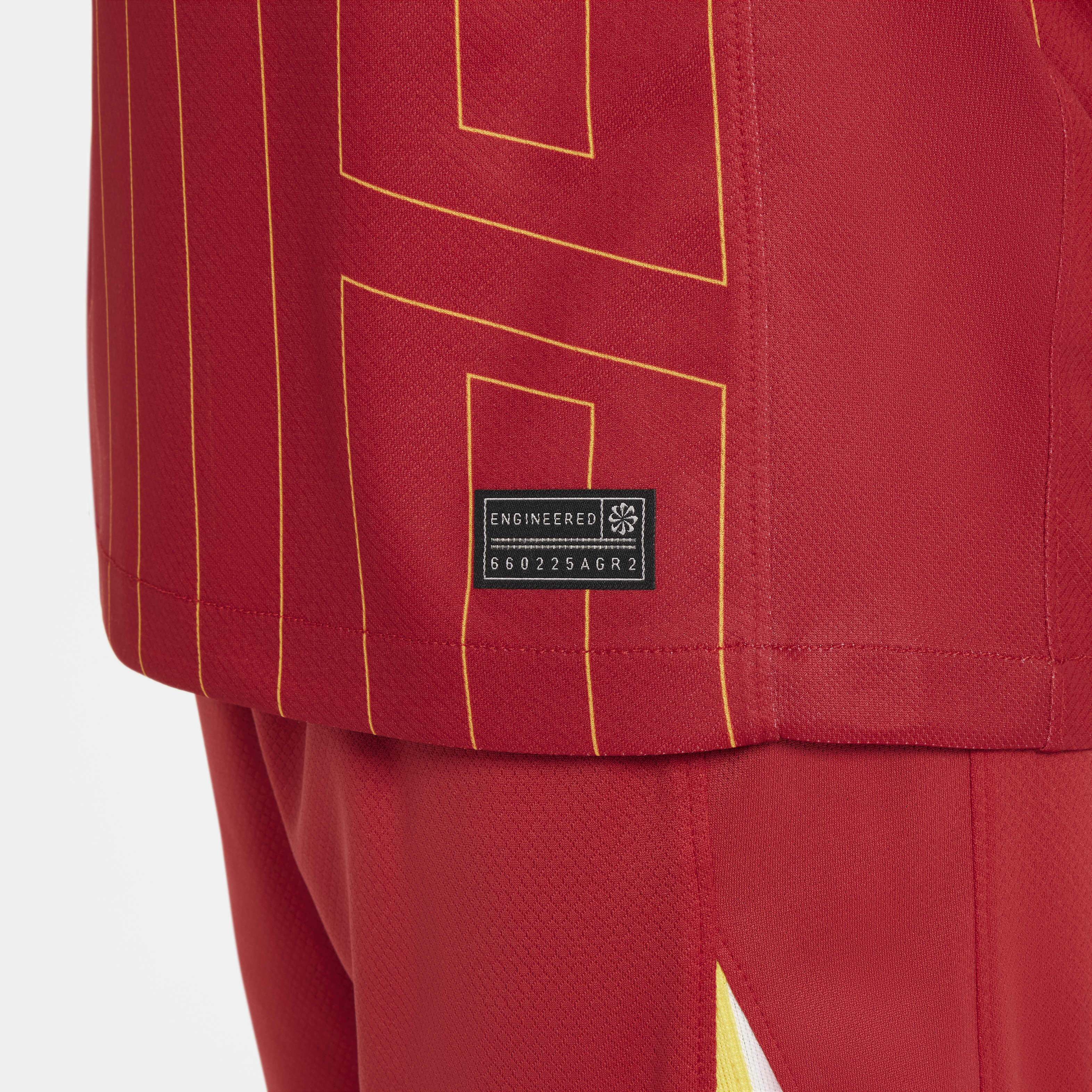 ليفربول 2024/25 ستيديوم الأساسي image number 5