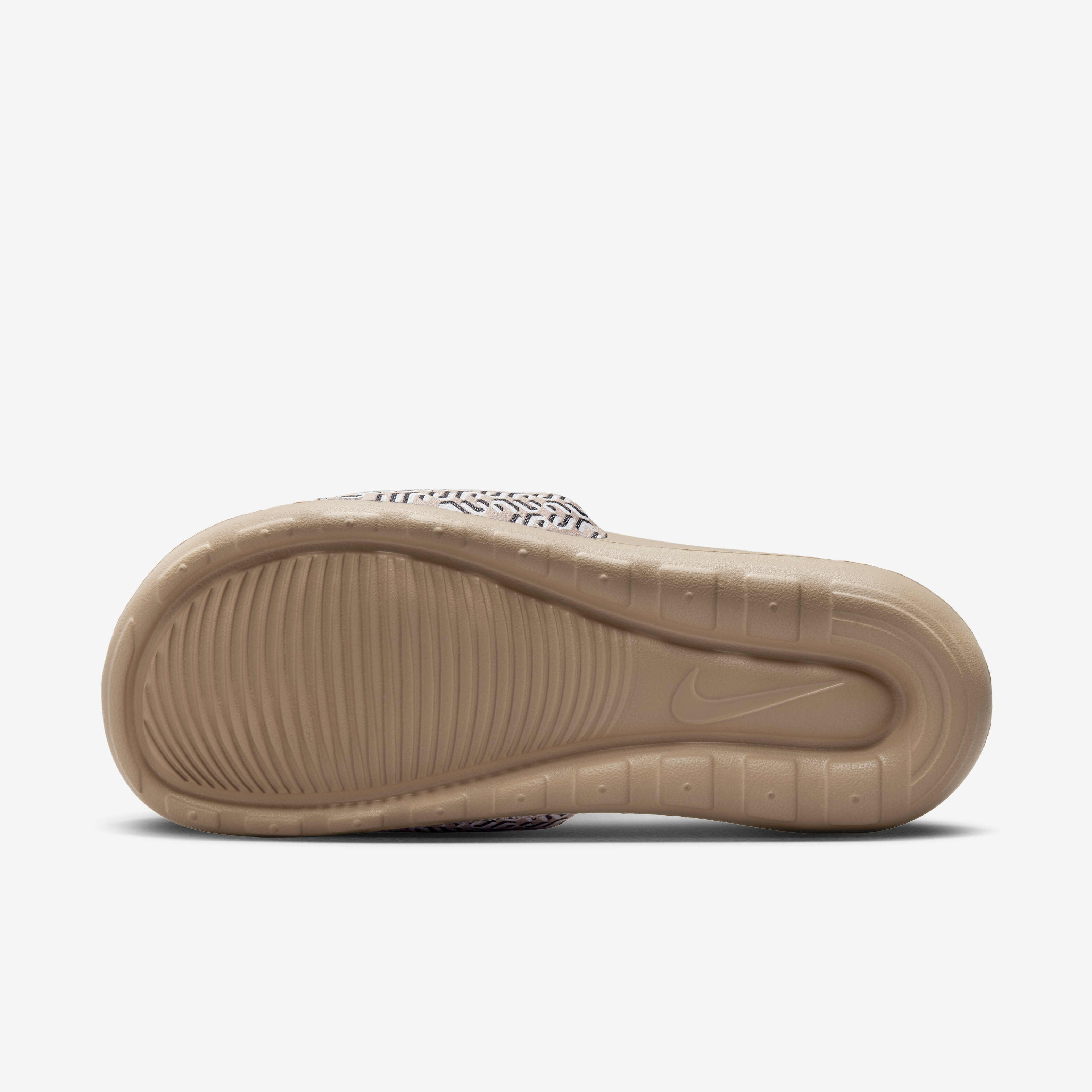 نايكي فيكتوري ون image number 2