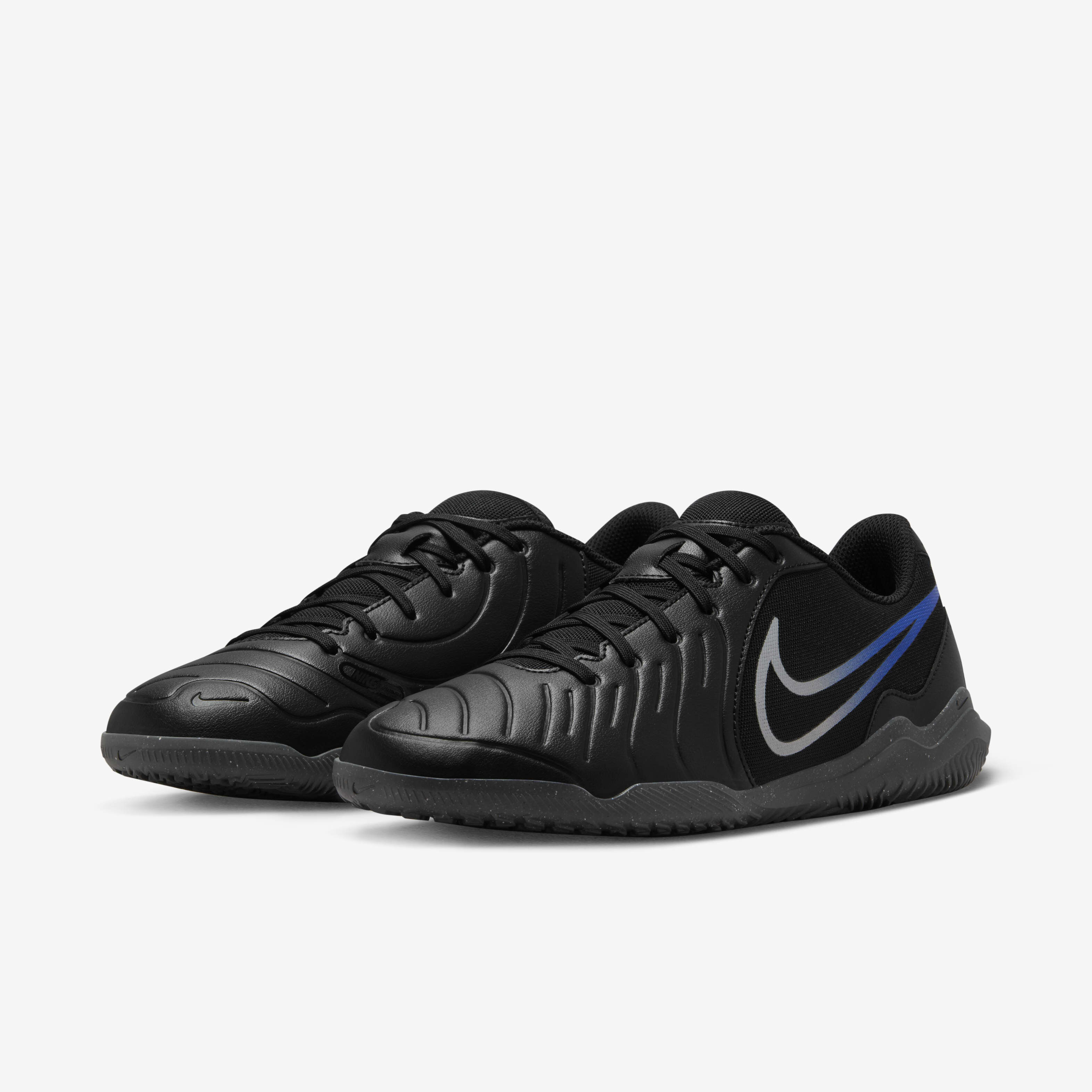 Nike Tiempo Legend 10 Club image number 4