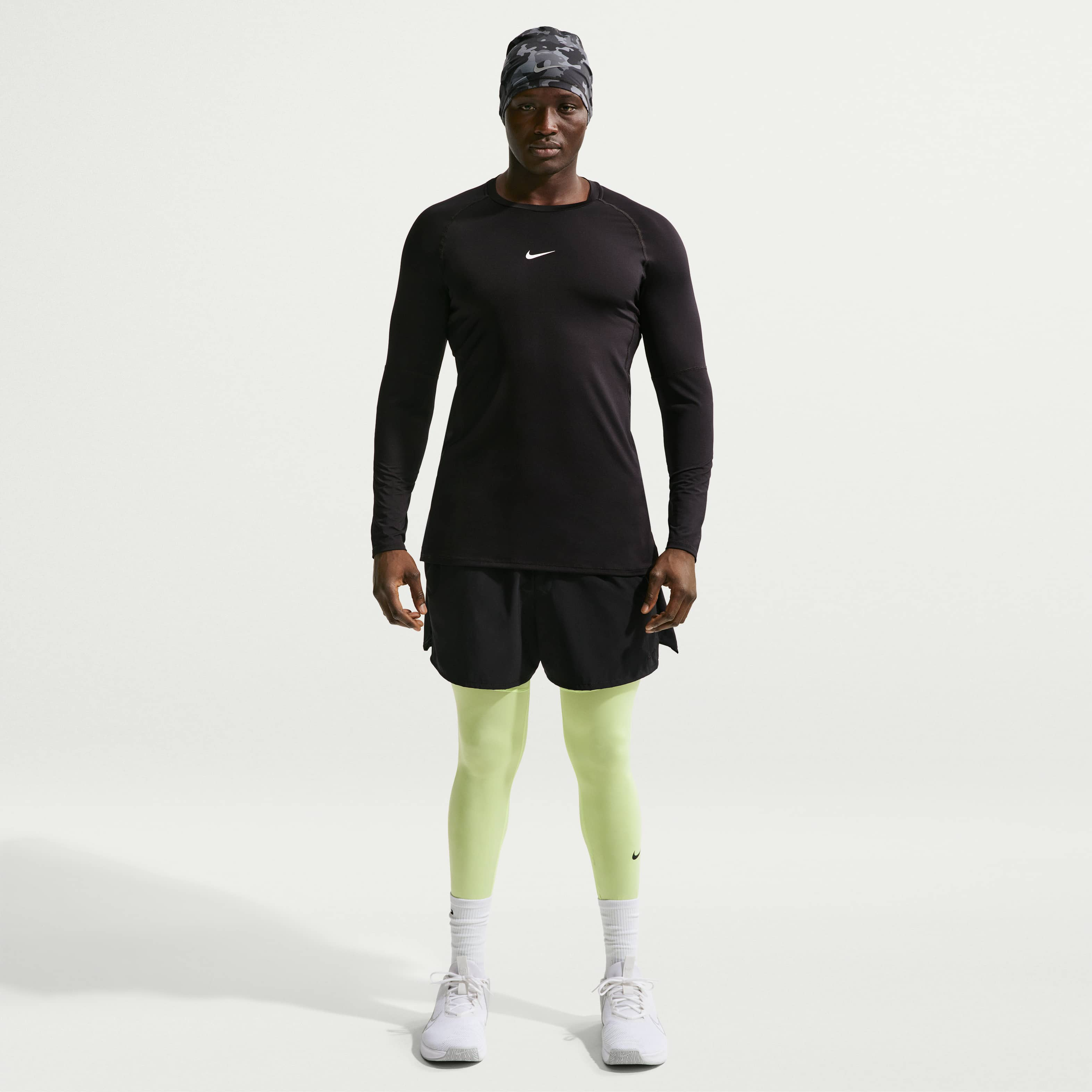 Nike Pro image number 10