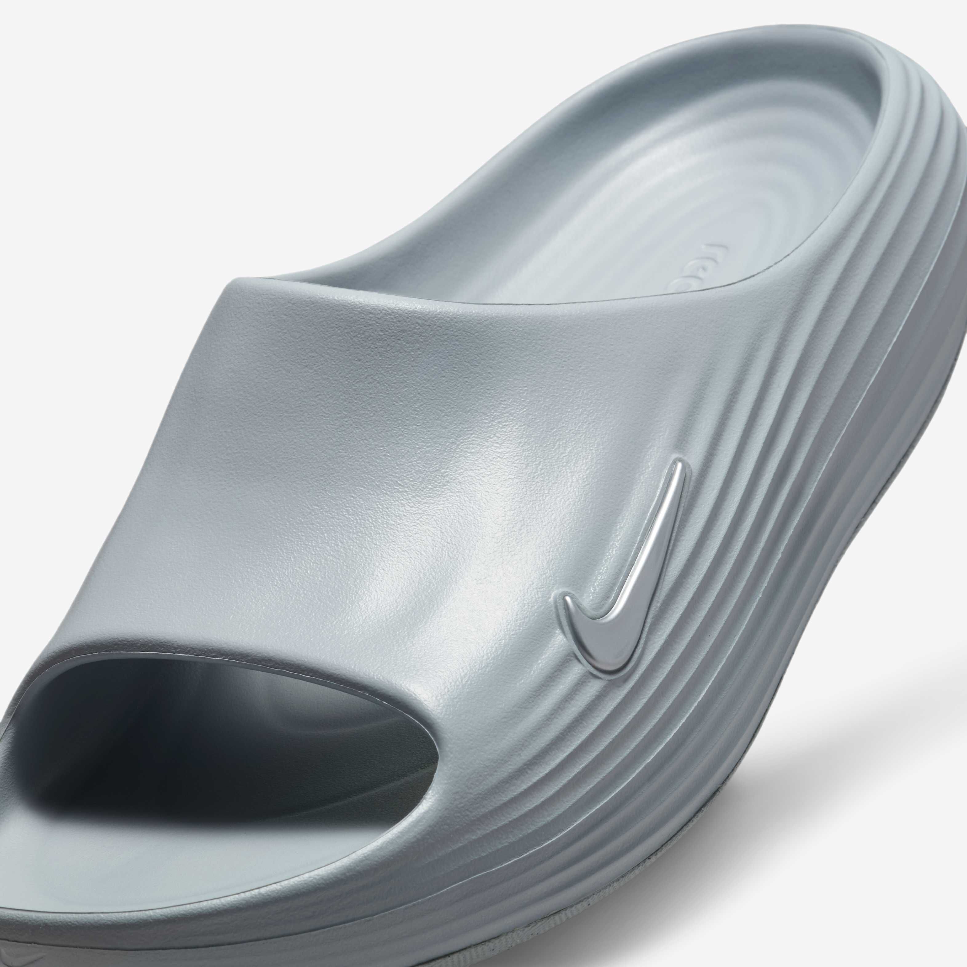 Nike ReactX Rejuven8 image number 5