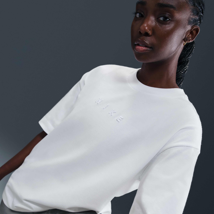 نايكي سبورتسوير image number 2 نايكي سبورتسوير image number 2