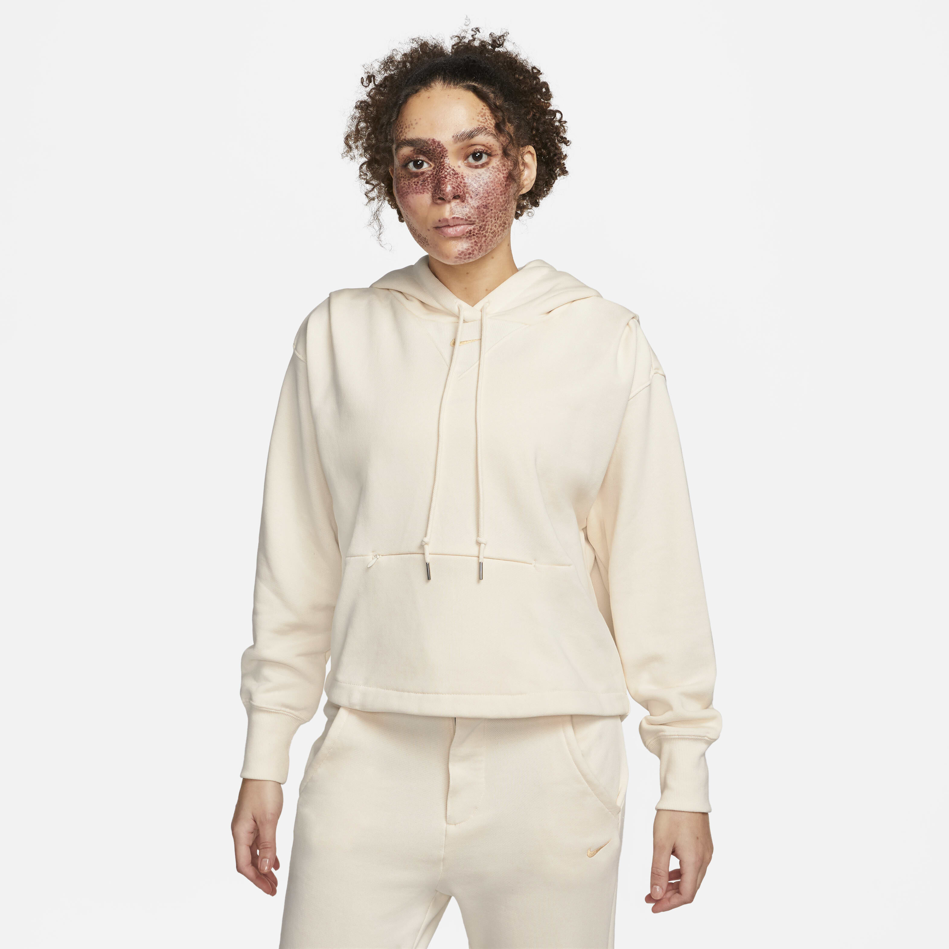 نايكي سبورتسوير مودرن فليس image number 0