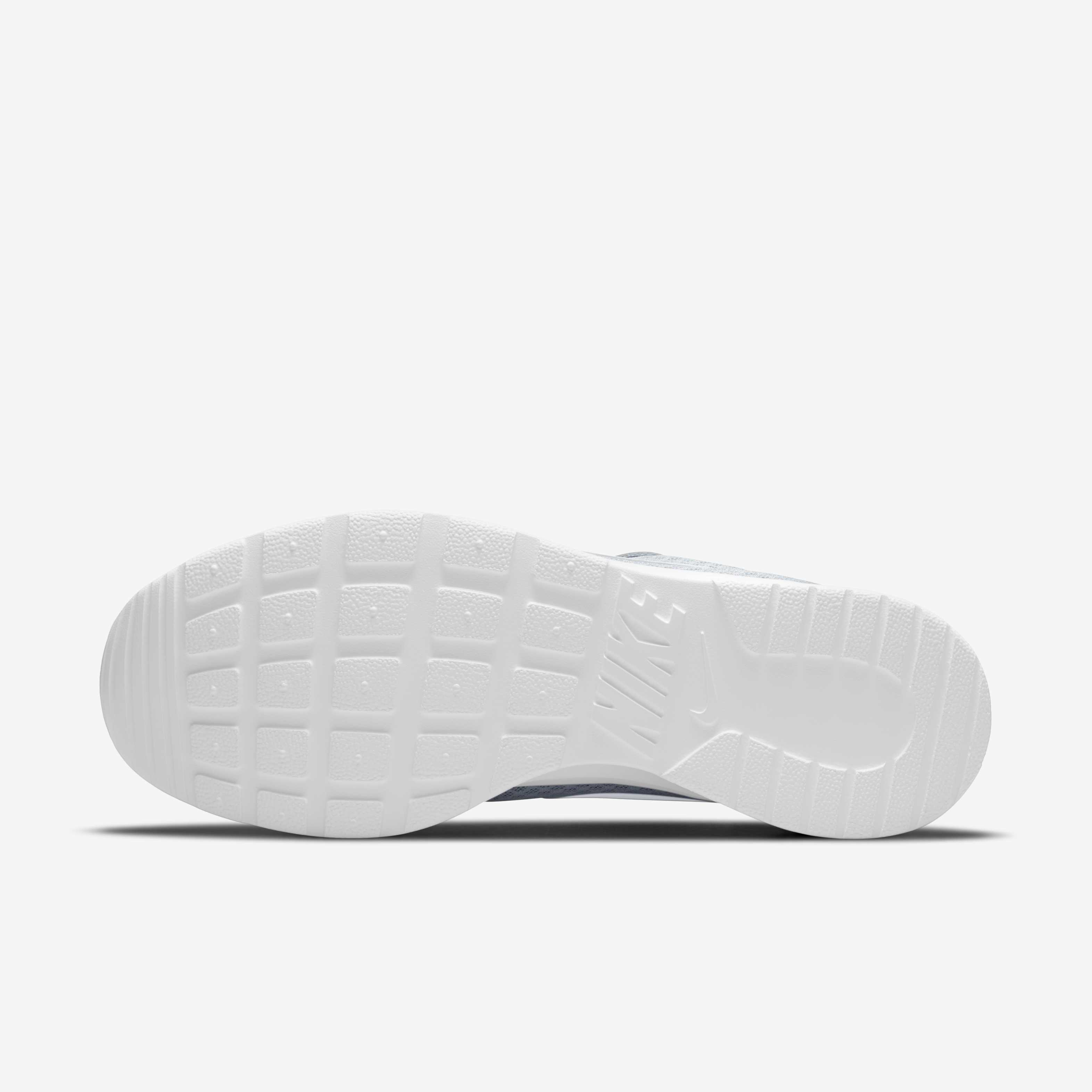 Nike Tanjun image number 2