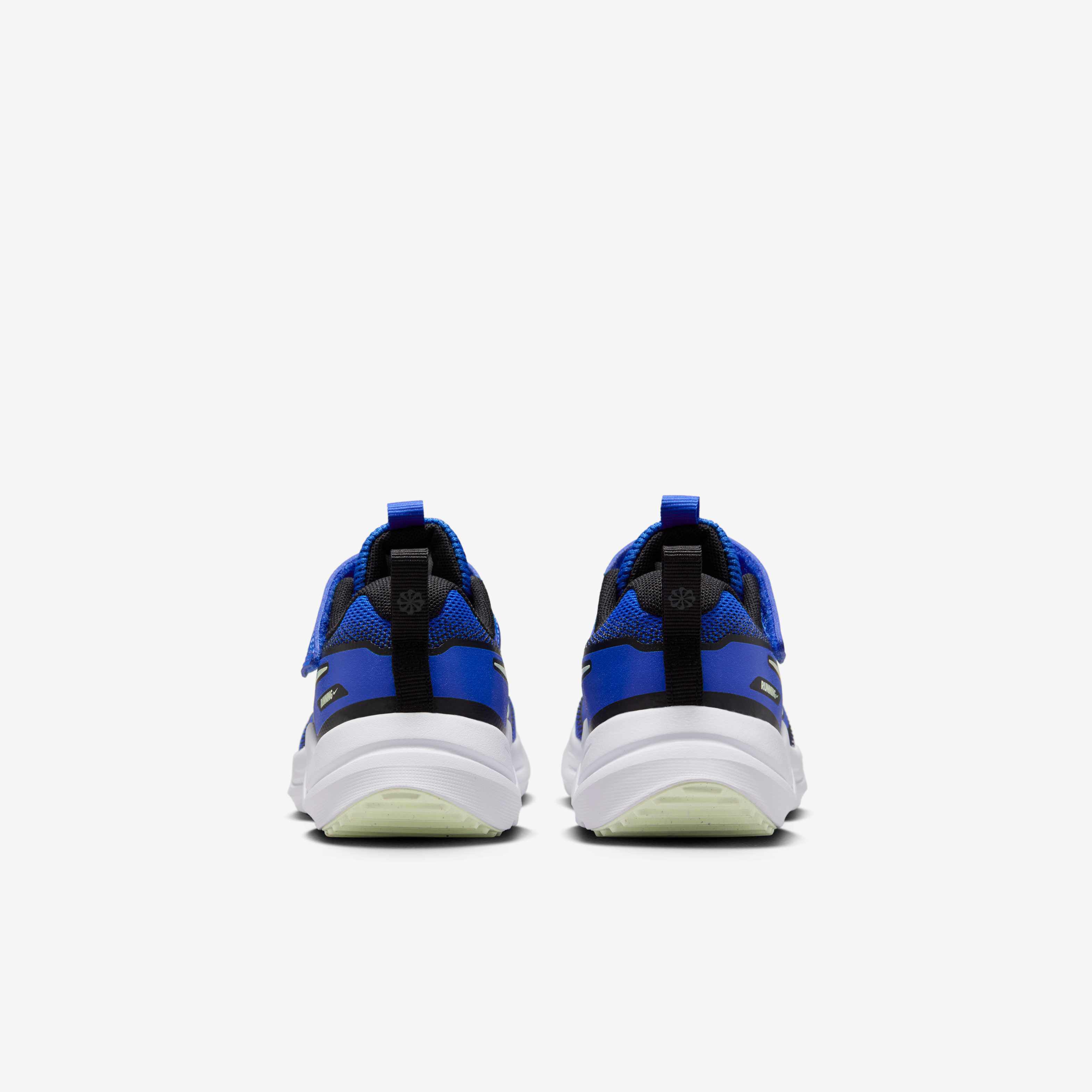 Nike Cosmic Runner image number 5