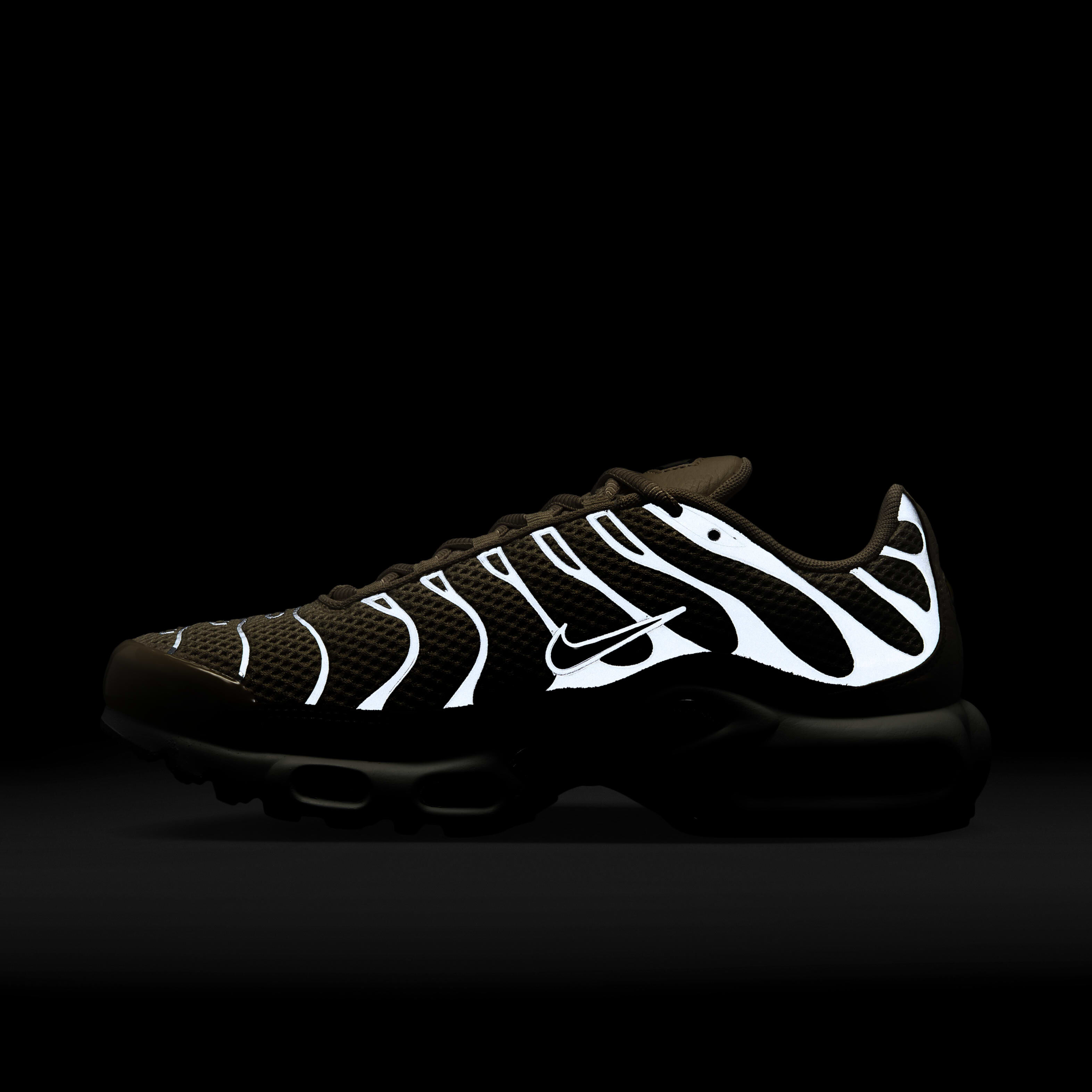 Air max plus tn ultra triple black reflective clearance