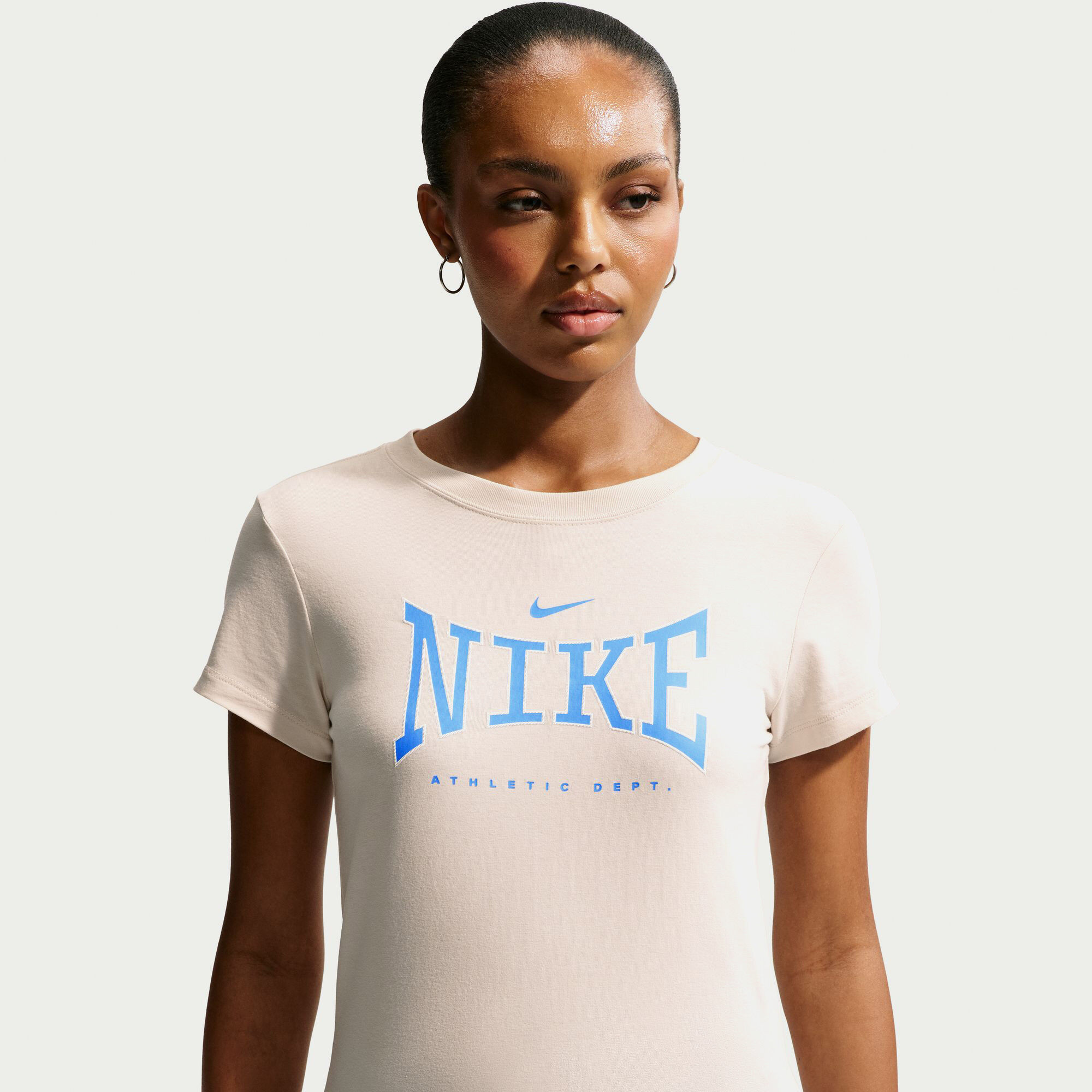 نايكي سبورتسوير image number 2