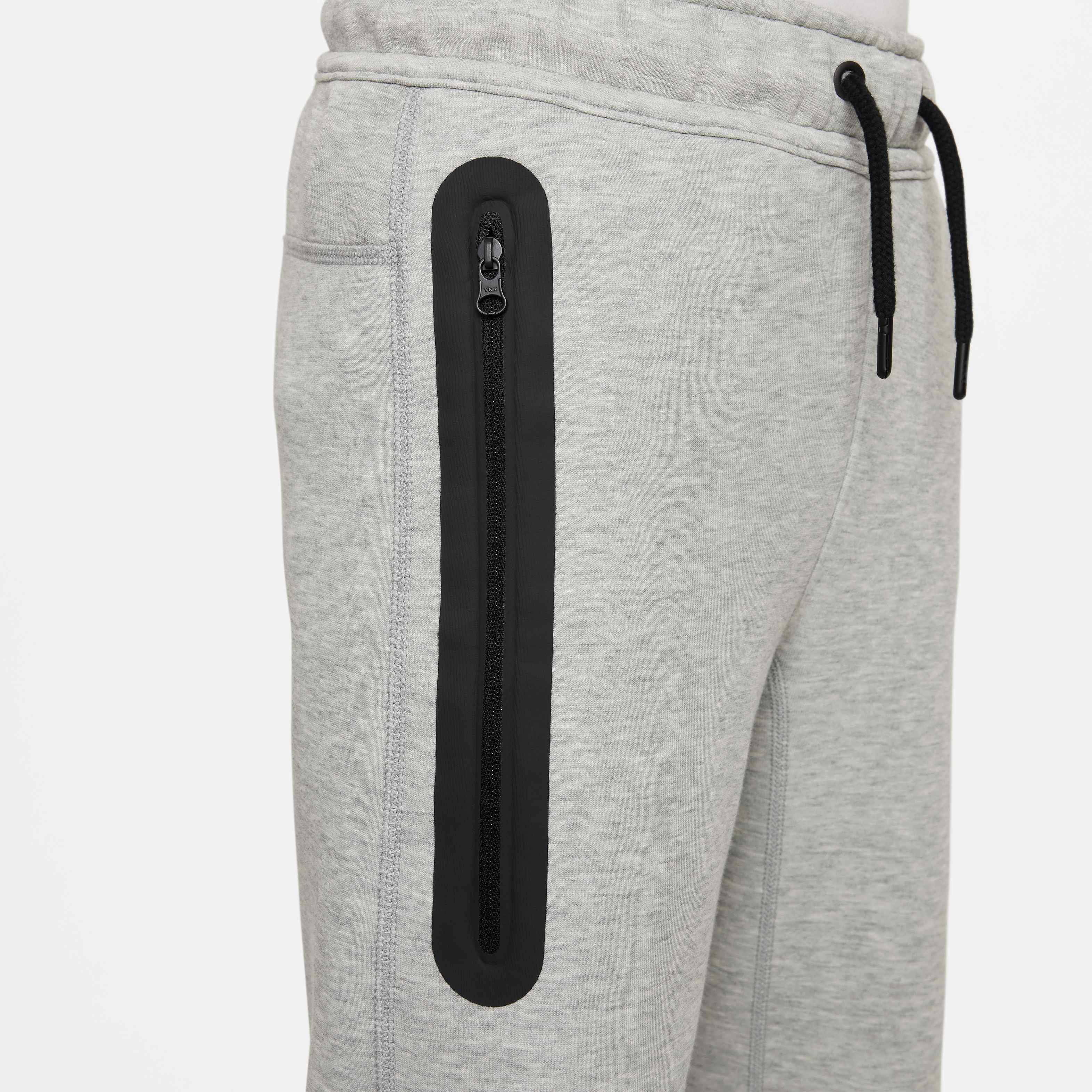 Nike Sportswear Tech Fleece image number 4