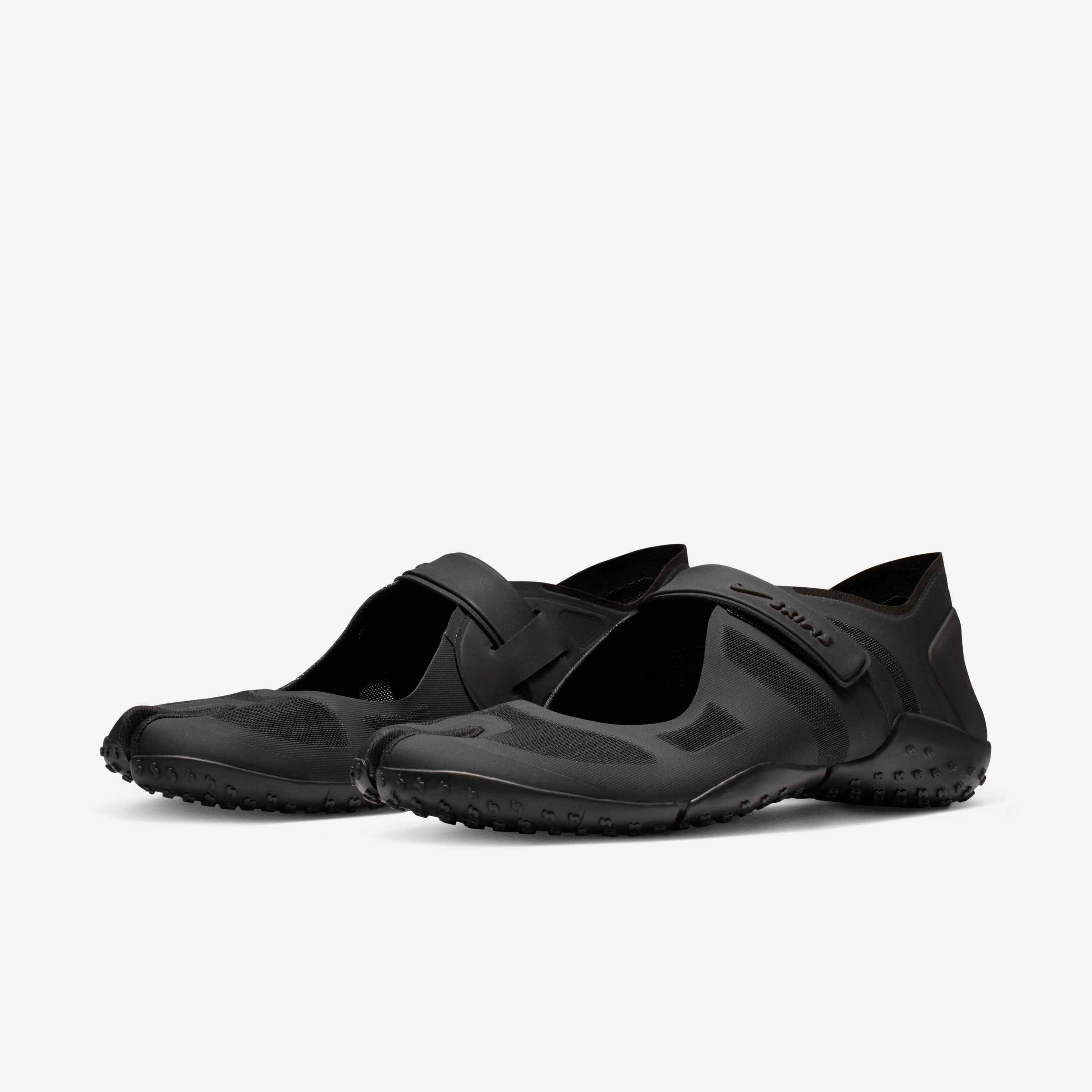 NikeSKIMS Rift Mesh image number 4