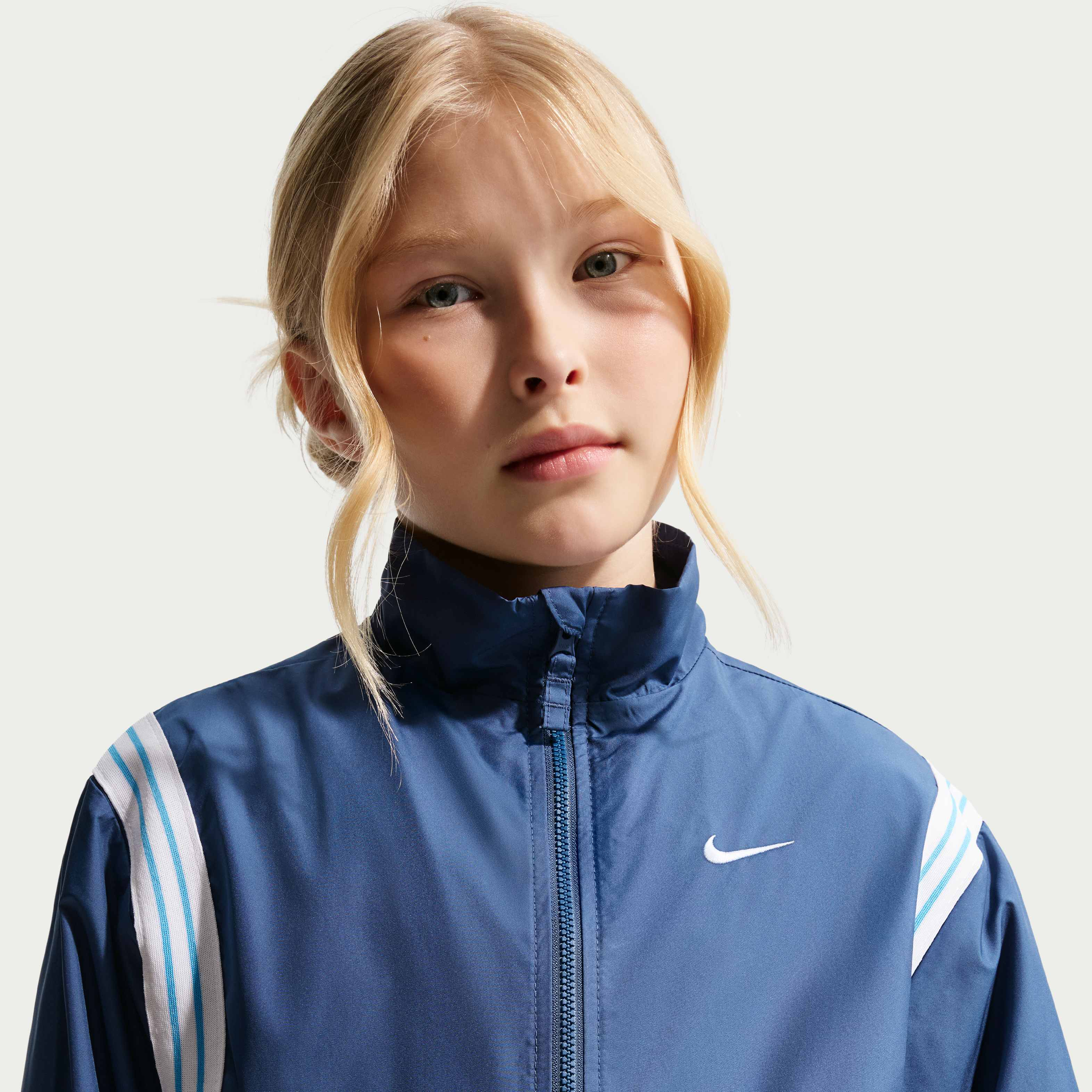 Nike Crossover image number 1