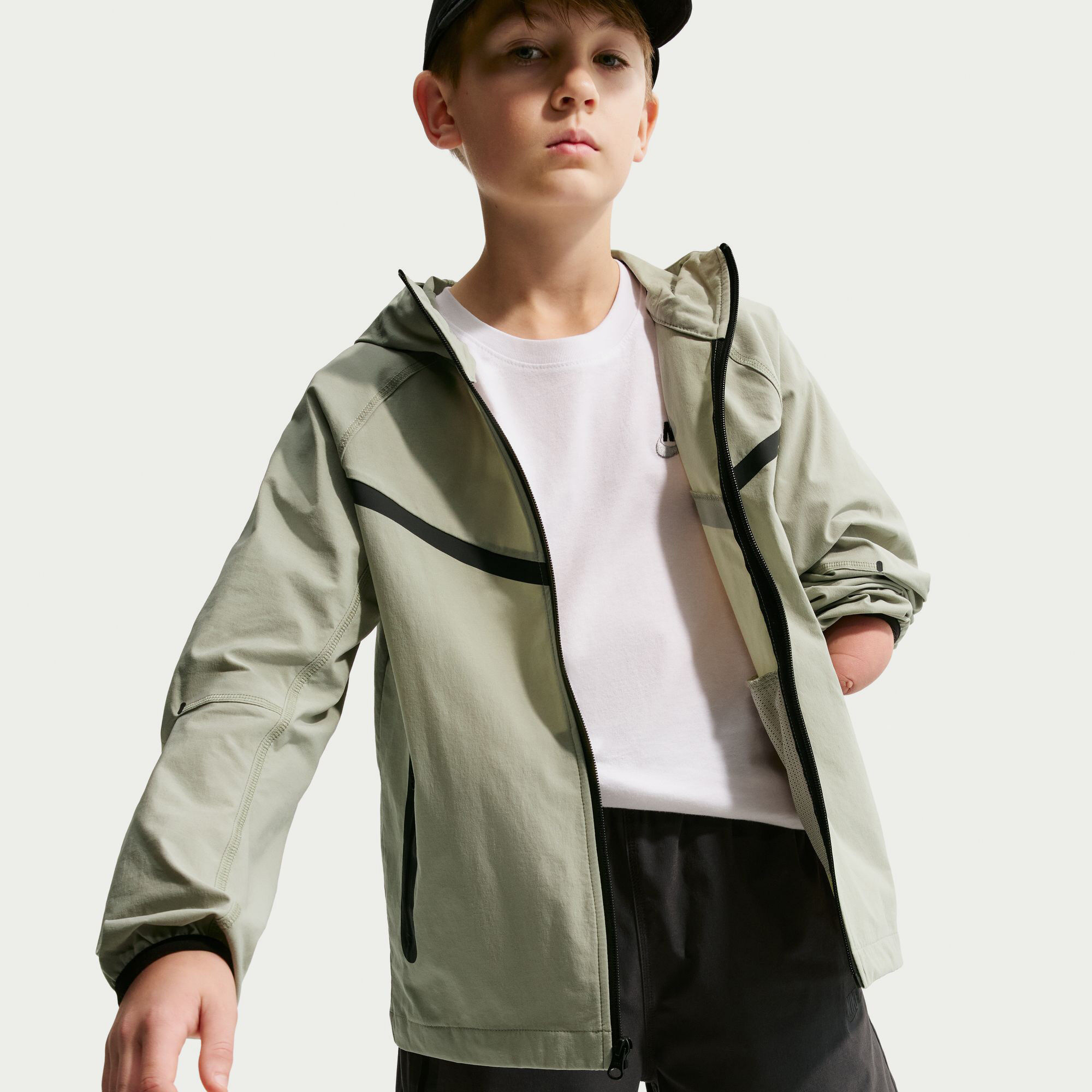 نايكي سبورتسوير تك image number 4