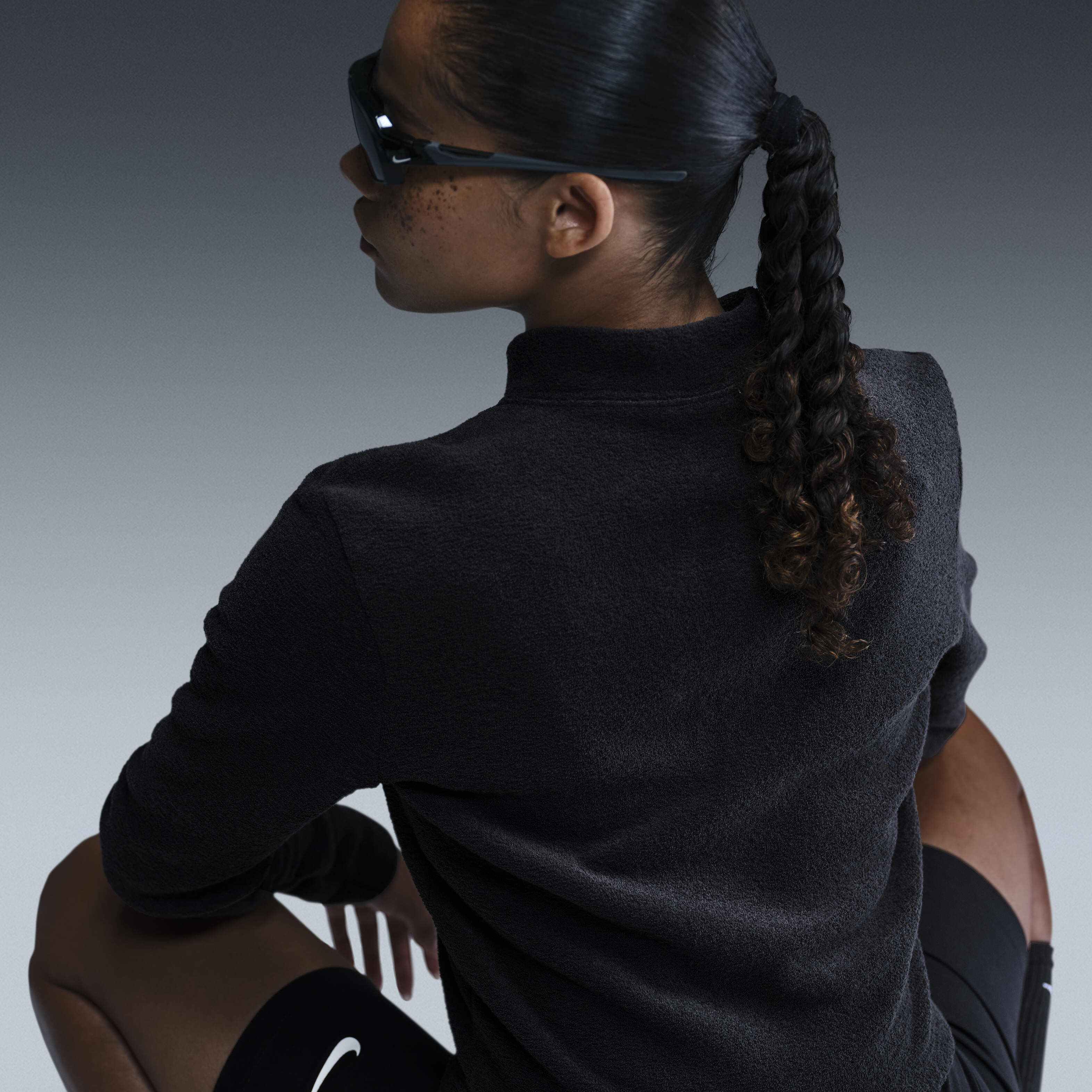 نايكي سبورتسوير فينكس بلش image number 2