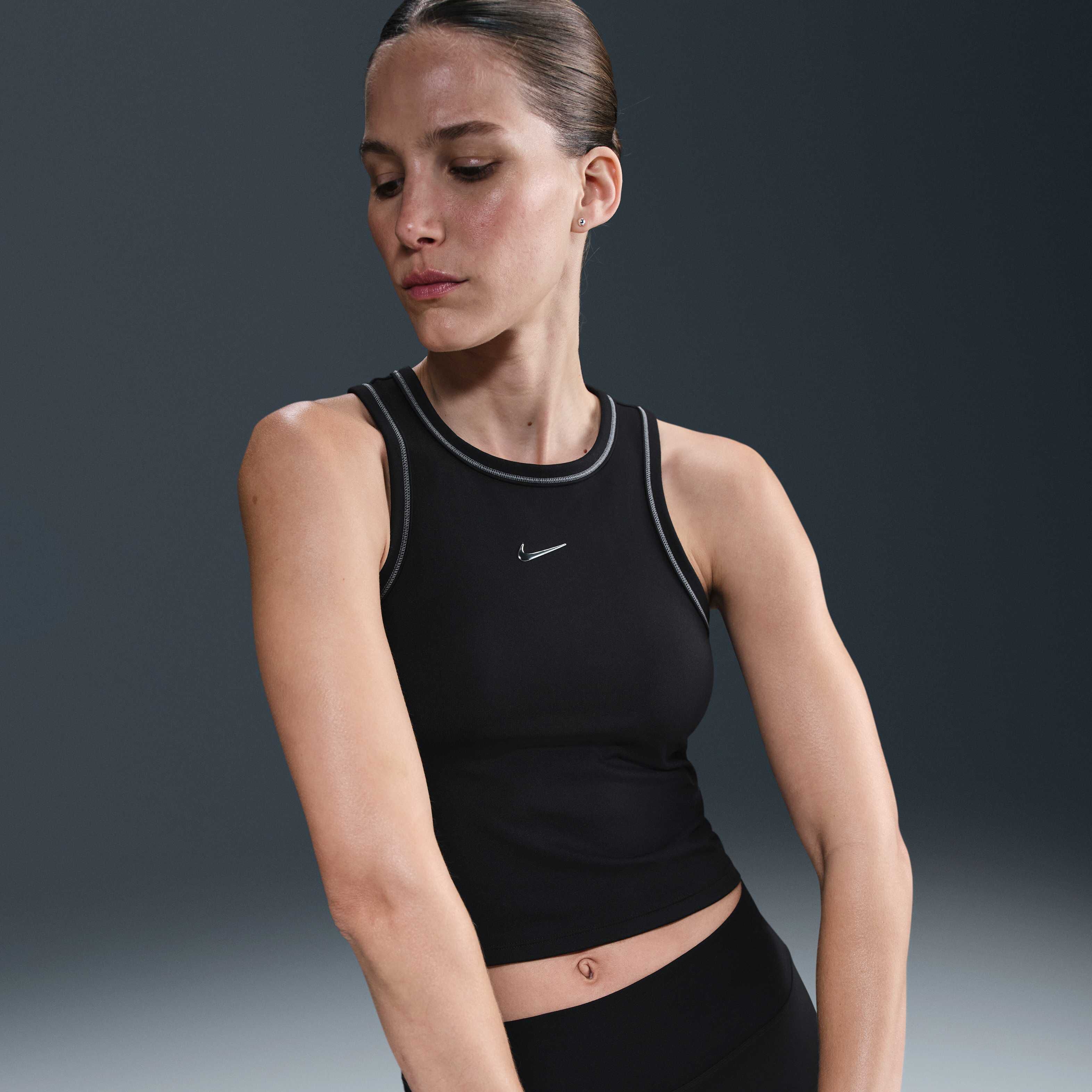 نايكي ون فيتد image number 0