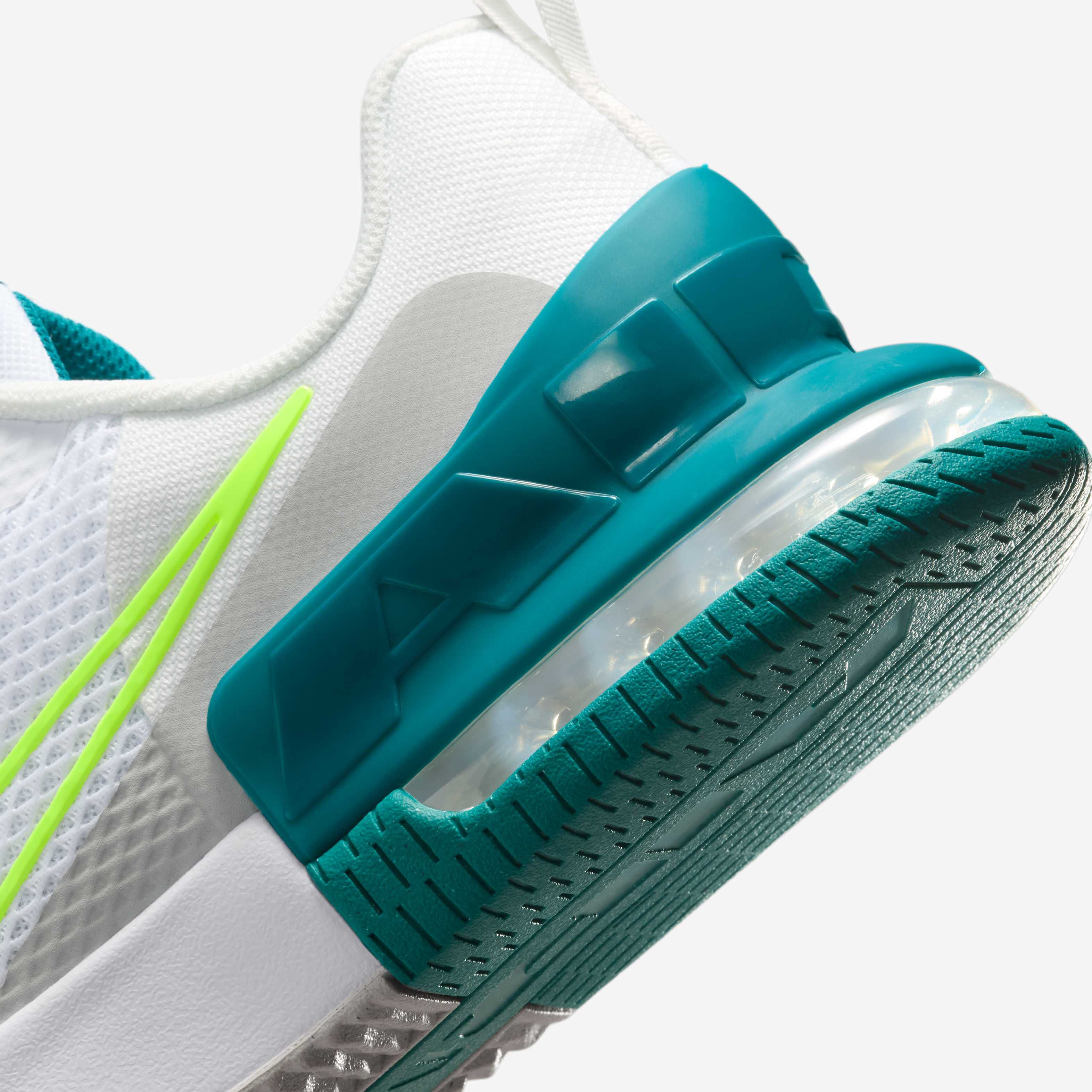 Nike Air Max Alpha Trainer 6 image number 7