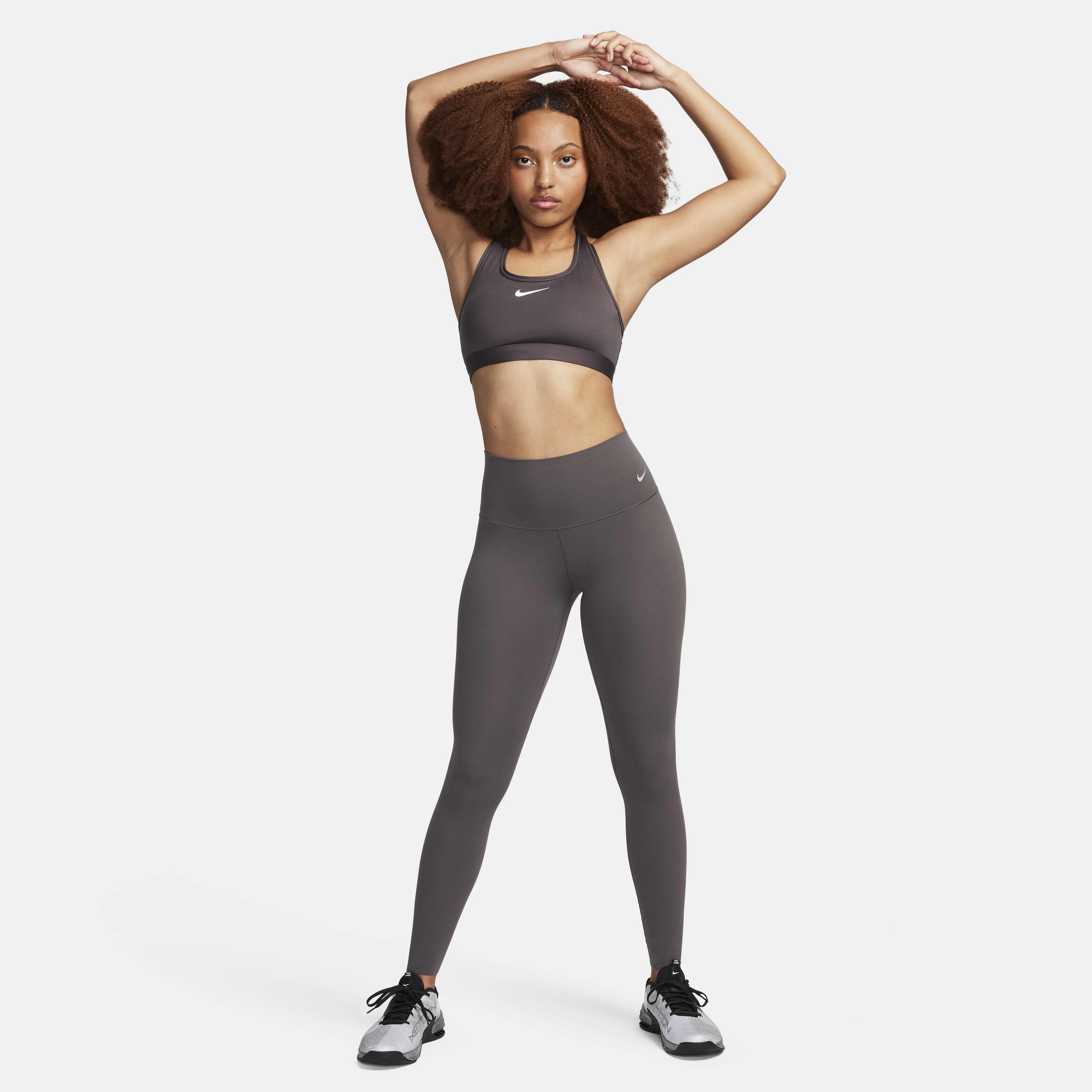 Nike Swoosh Medium-Support image number 6