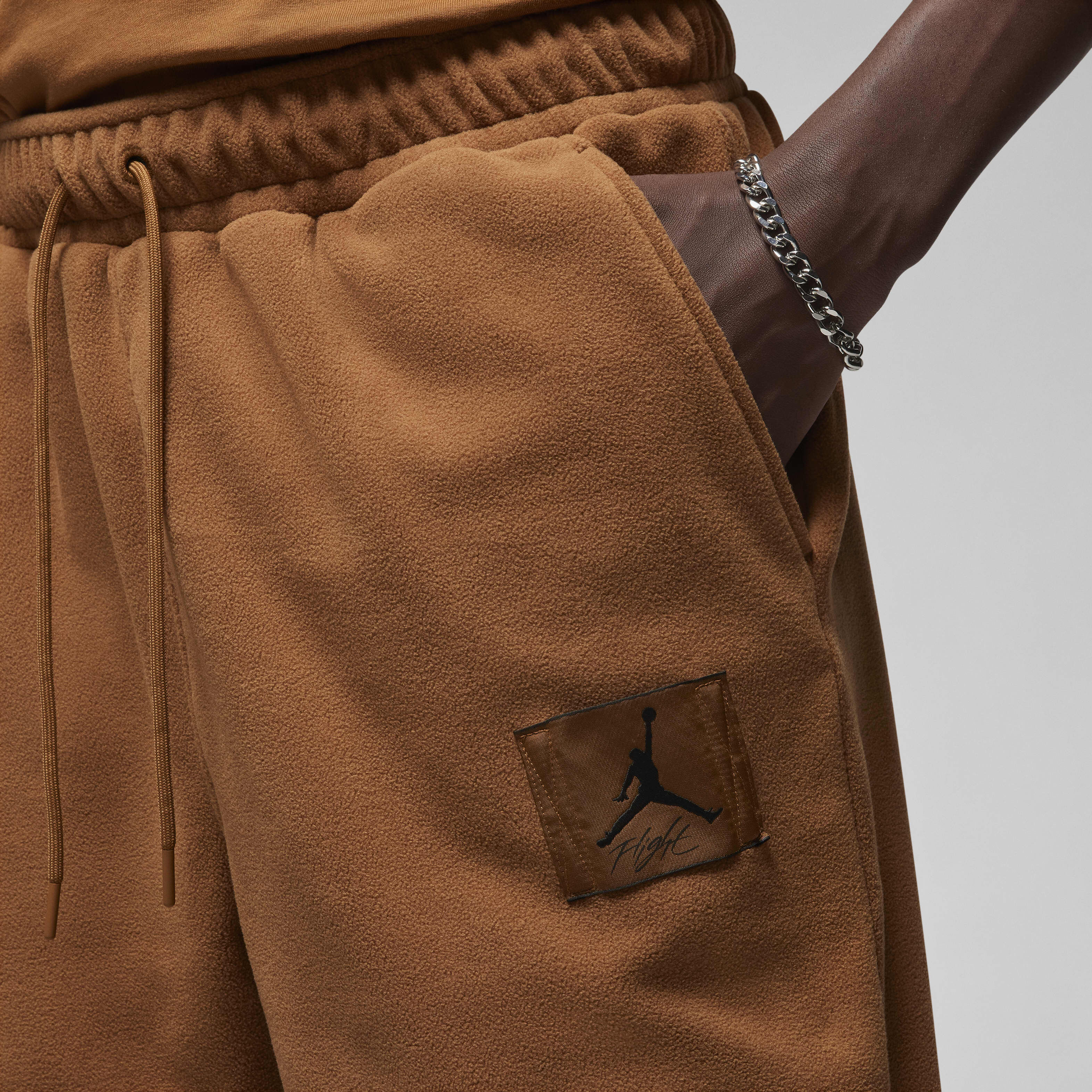 Jordan Essentials image number 2