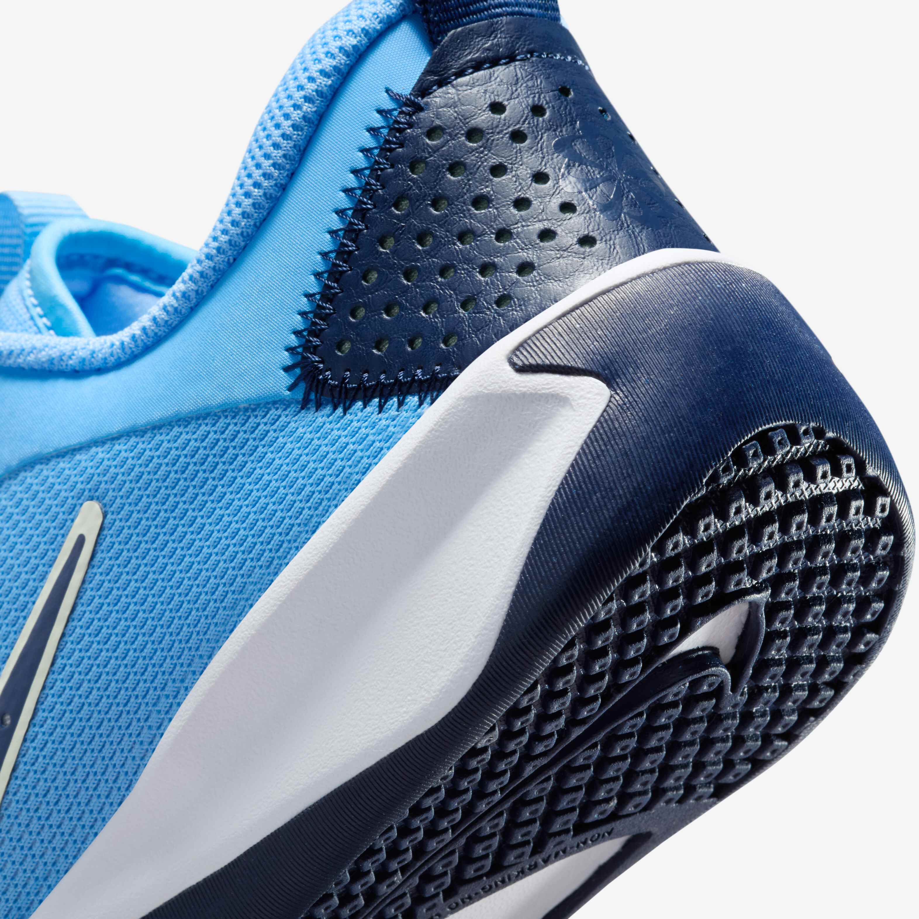Nike Omni Multi-Court image number 7