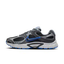 Nike V5 RNR Suede