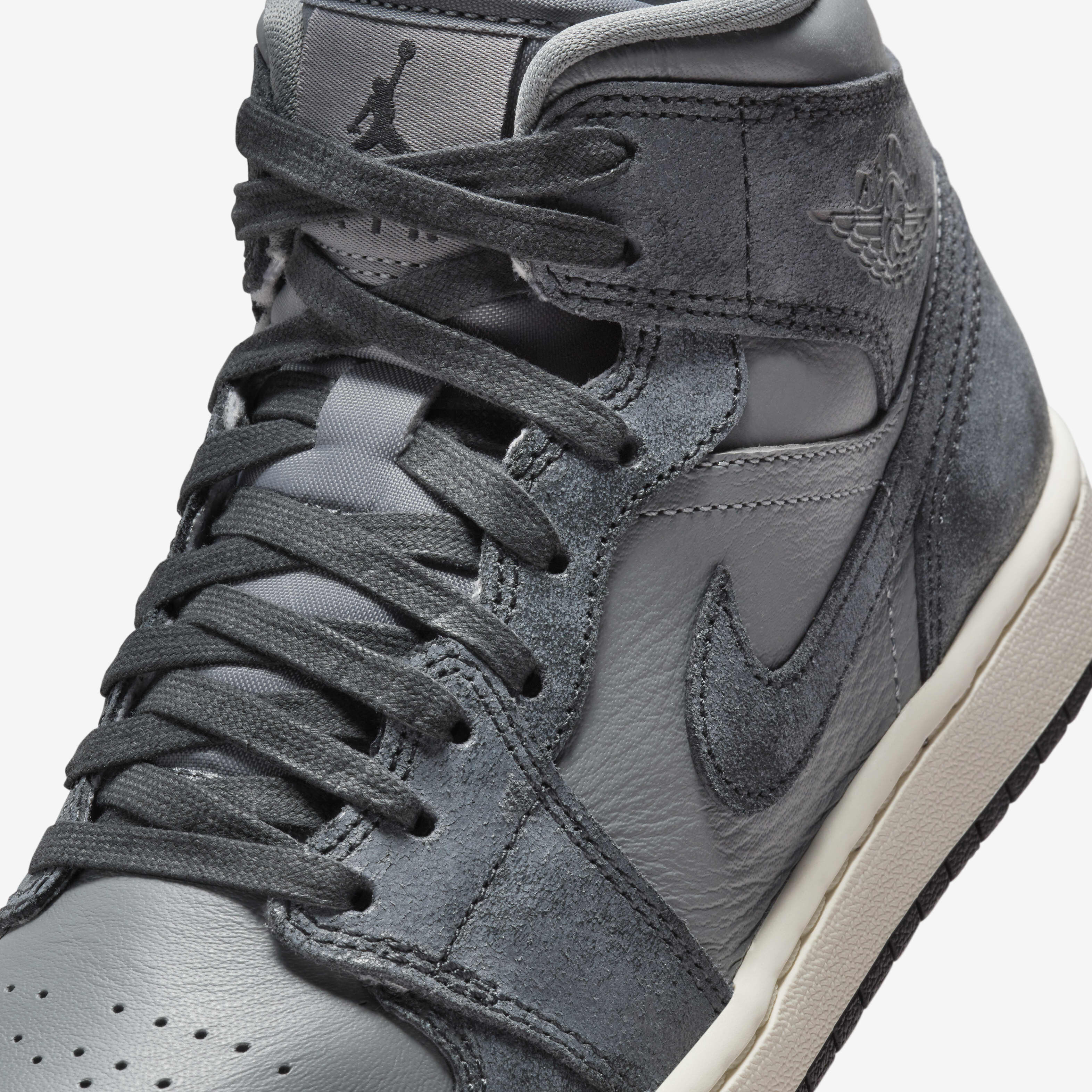 Air Jordan 1 Mid SE image number 6