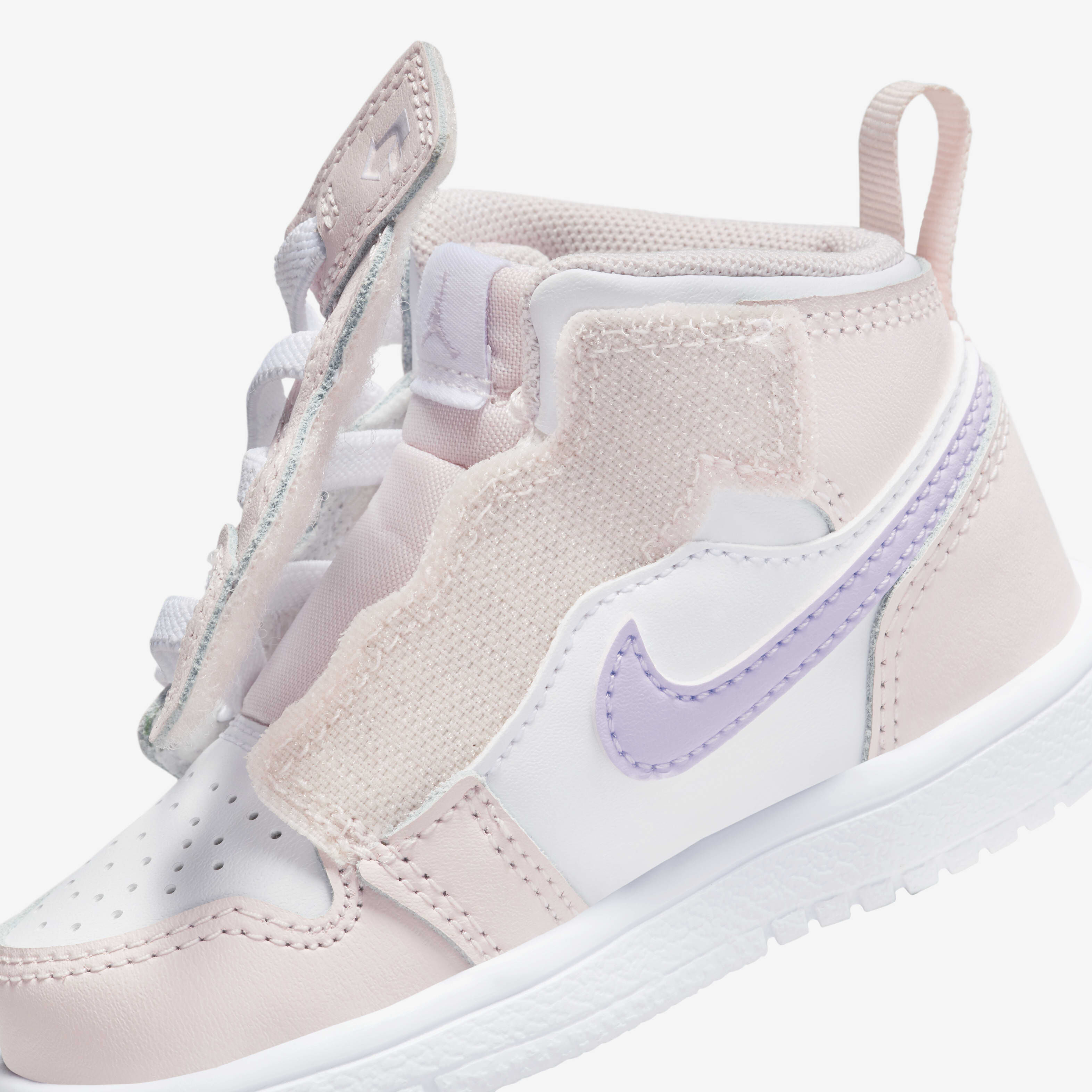 Jordan 1 Mid Alt image number 7