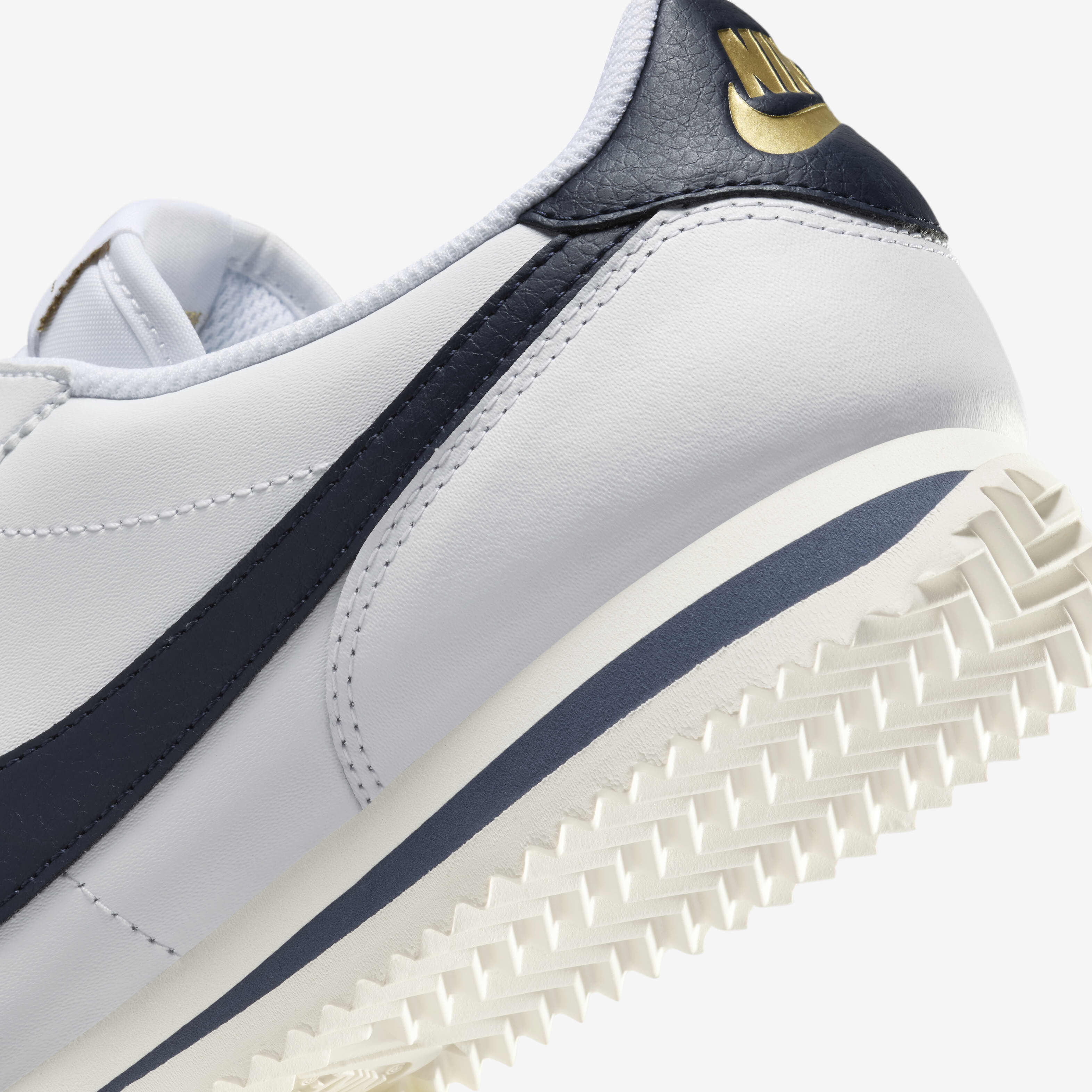 Nike cortez navy blue leather deals