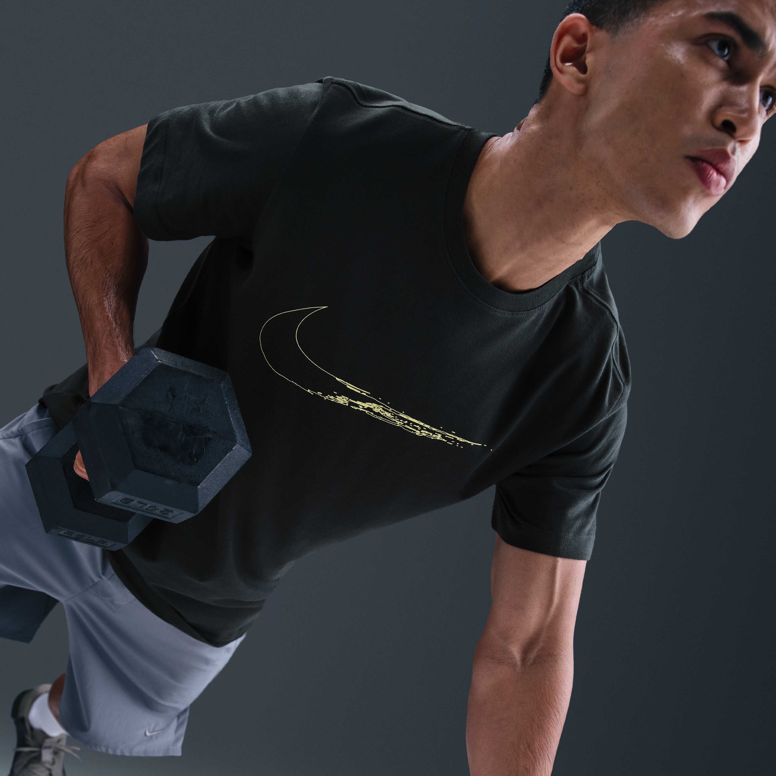 Nike image number 2