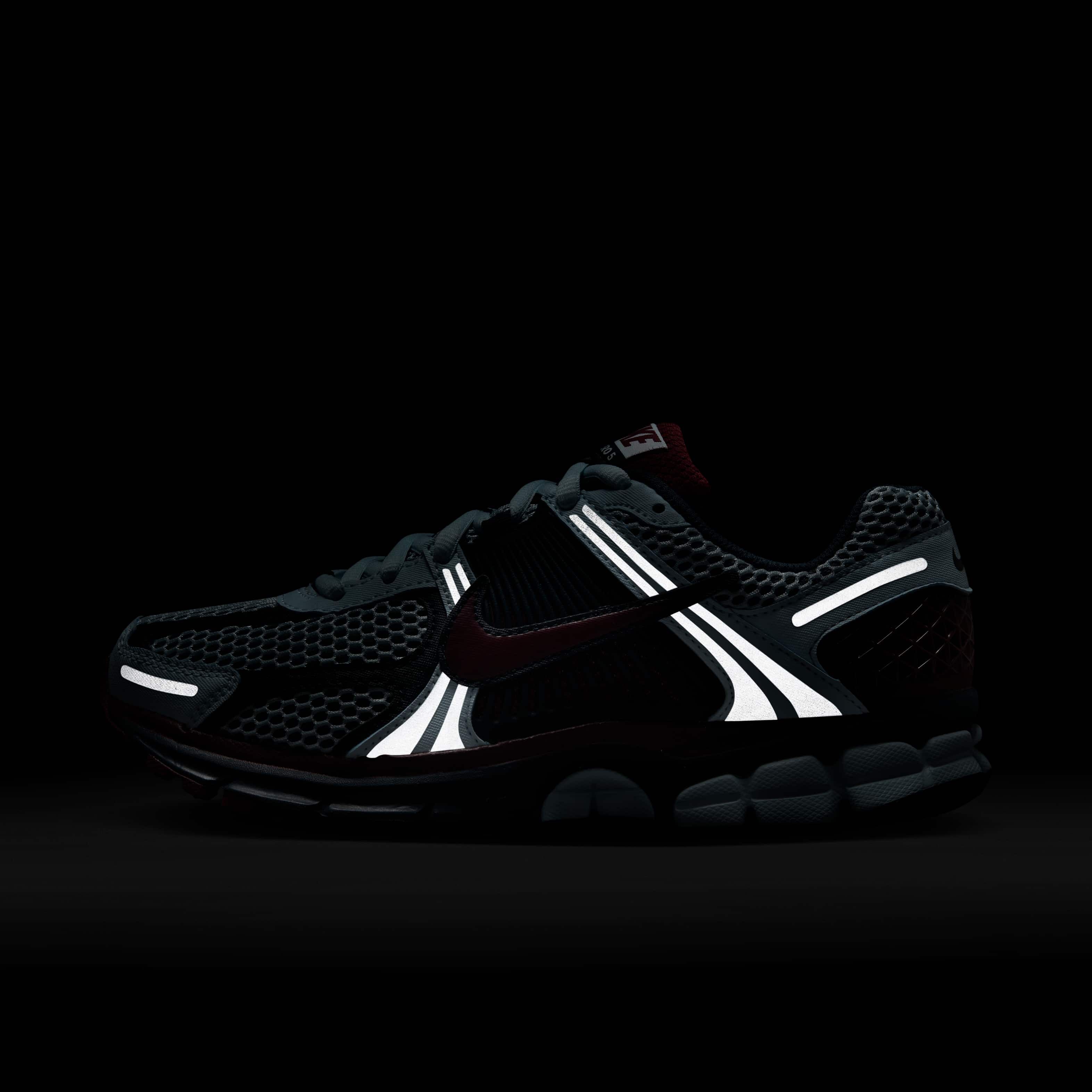 Nike Zoom Vomero 5 image number 10