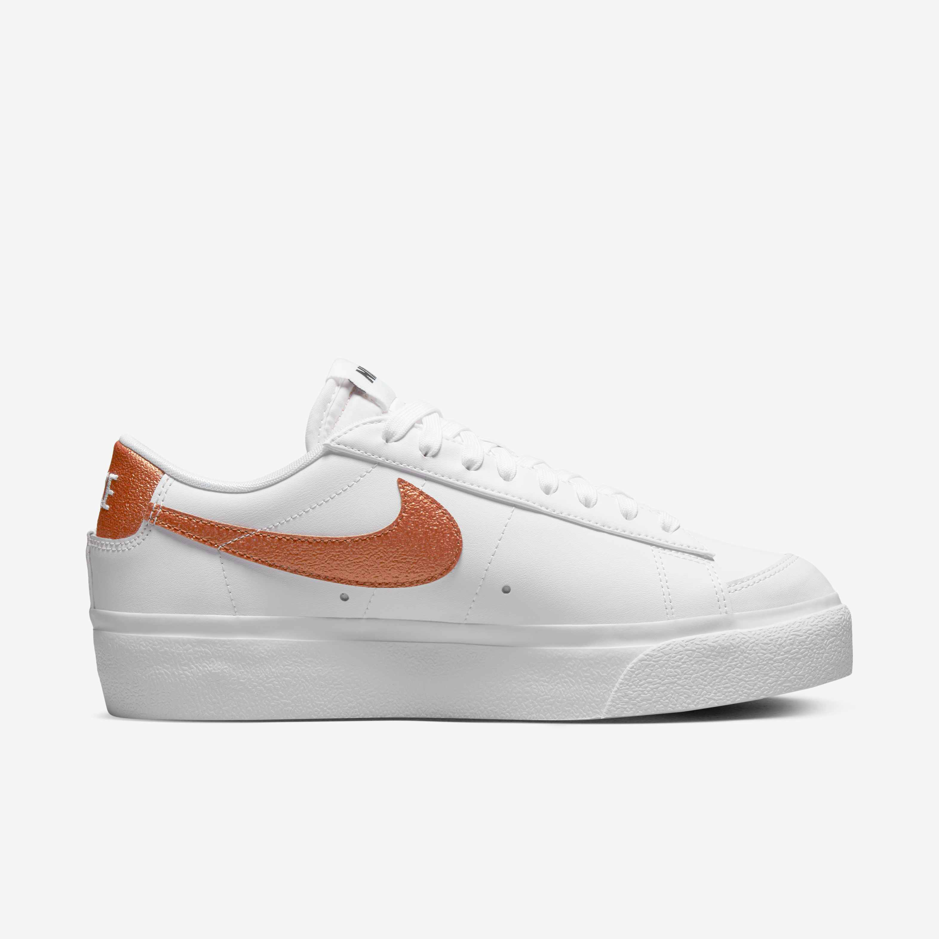 Nike Blazer Low Platform image number 2